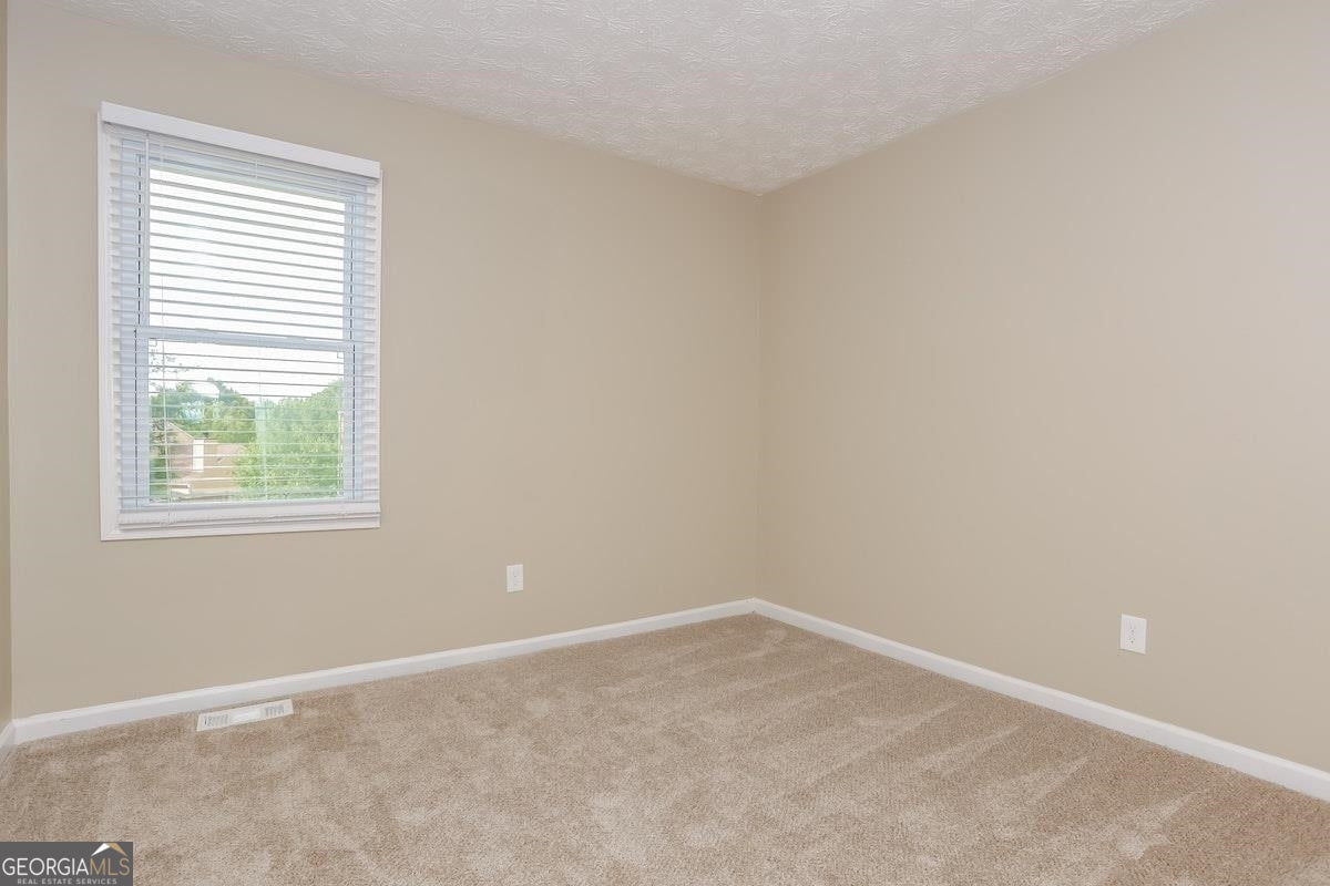 4 bedroom 2.5 bath house in Austell