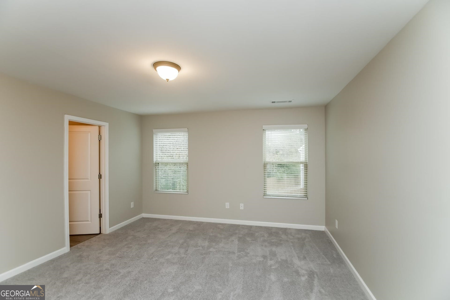 4 bedroom 2 bath house in Rex
