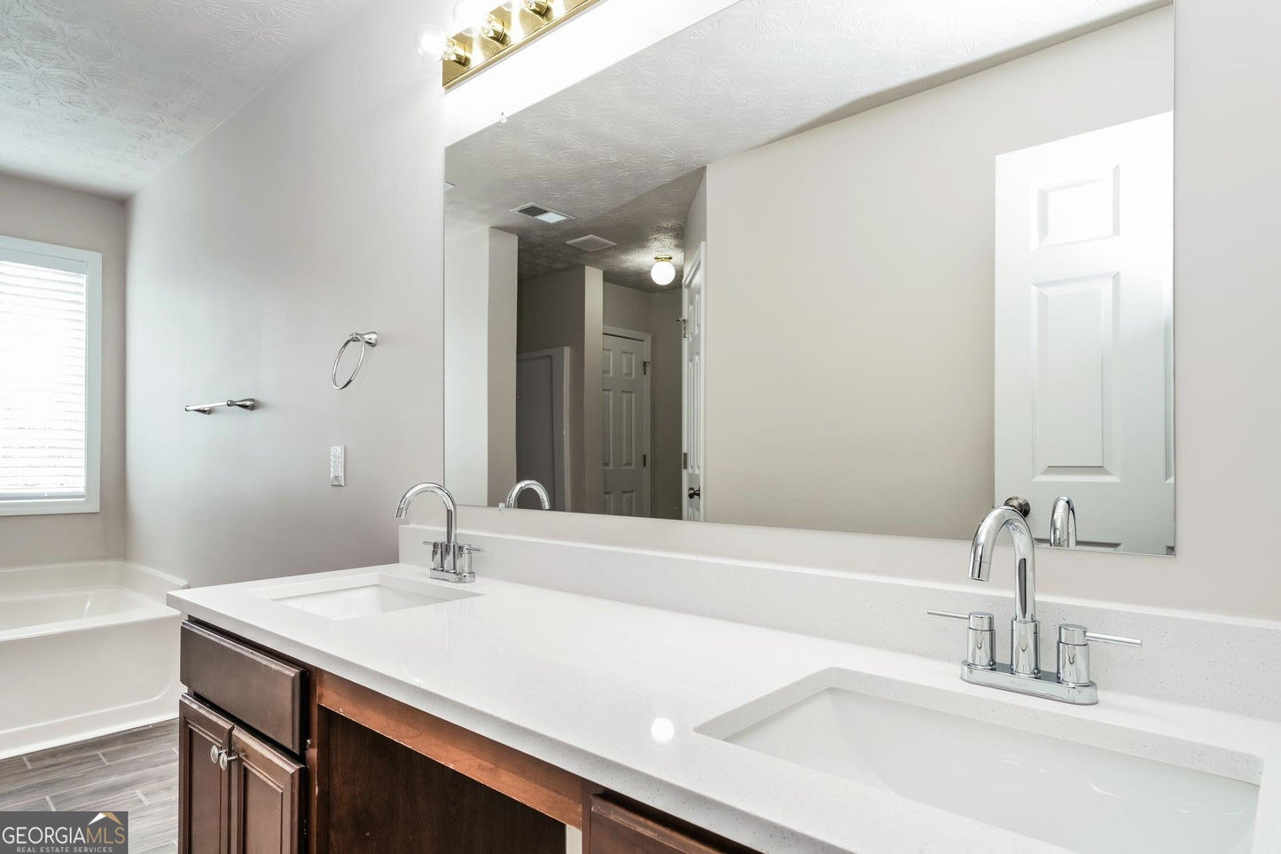 6 bedroom 4 bath house in Conley