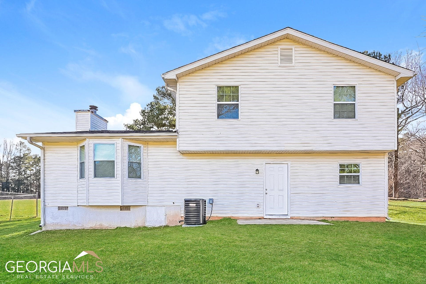 3 bedroom 2 bath house in Ellenwood
