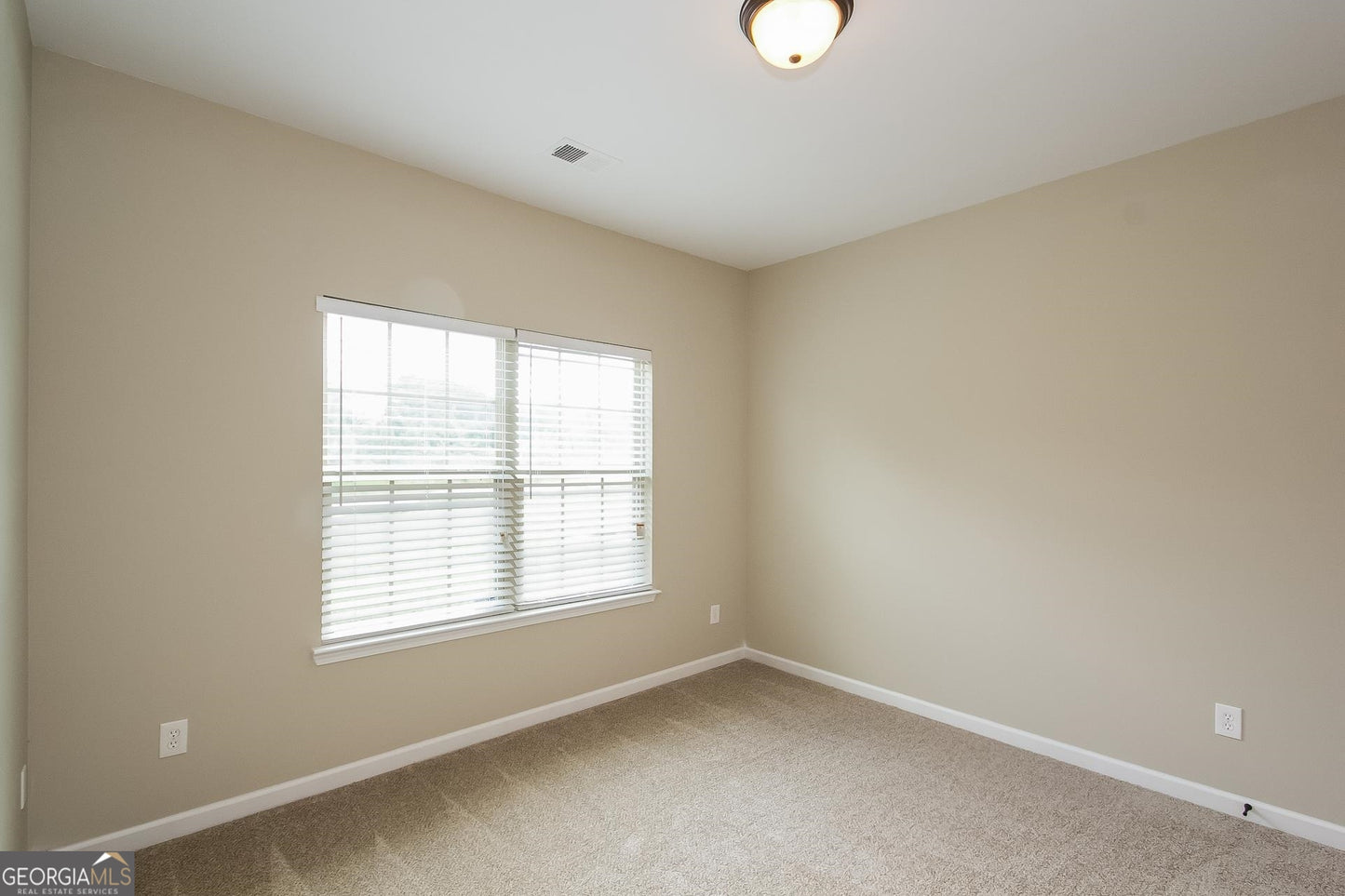4 bedroom 3 bath house in Mcdonough