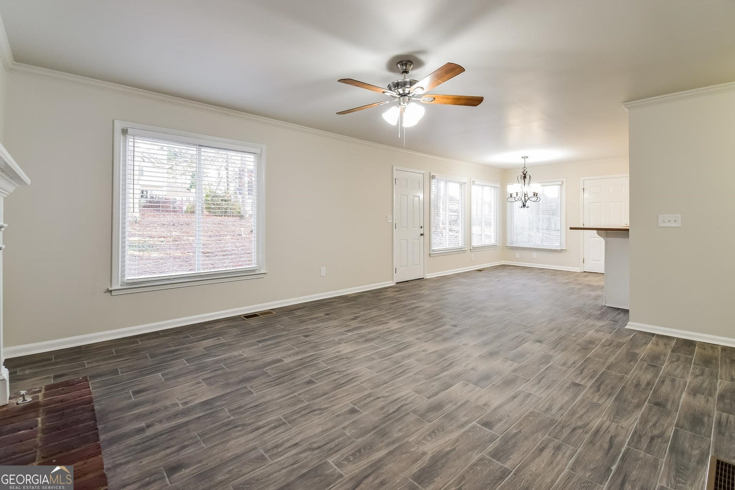 4 bedroom 2.5 bath house in Snellville