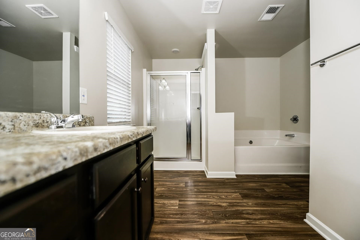 4 bedroom 2.5 bath house in McDonough