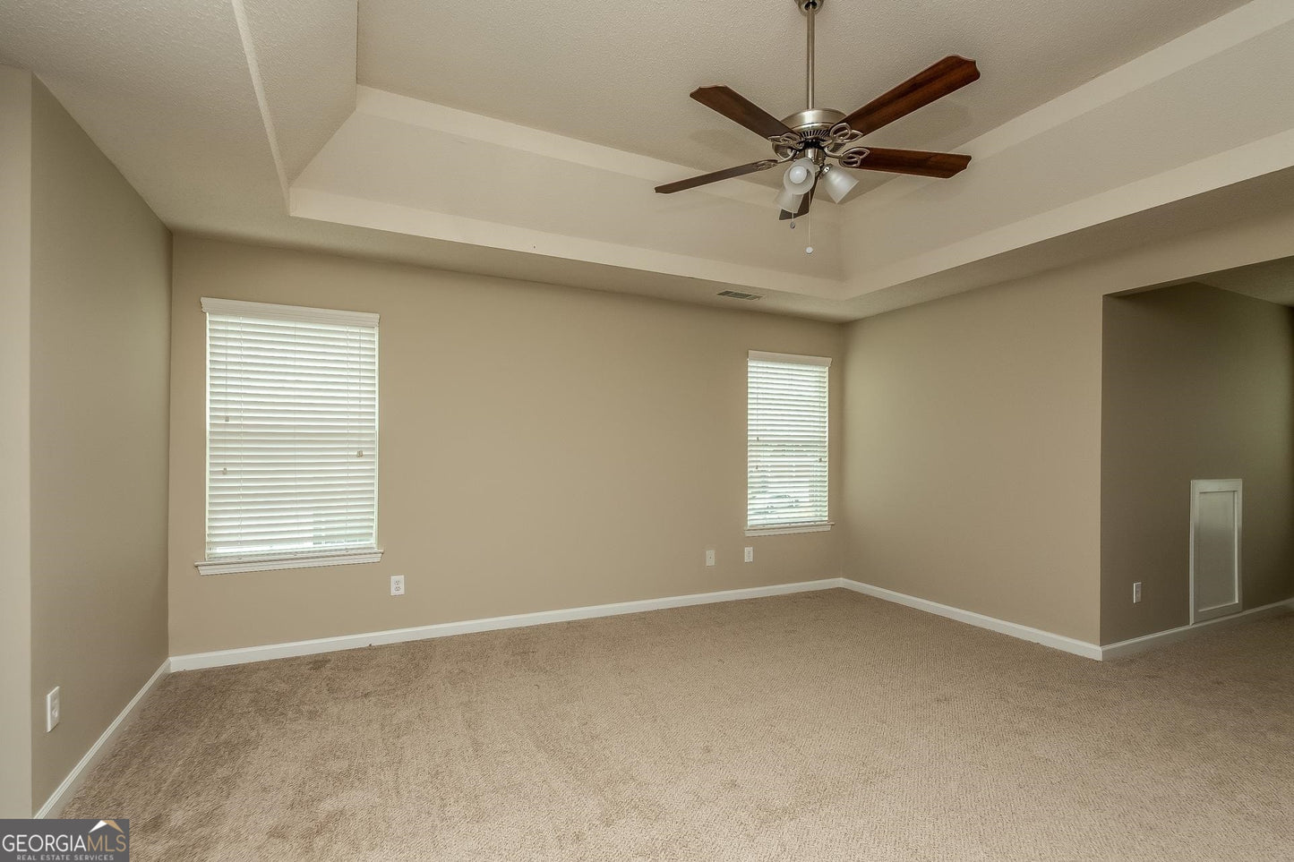 4 bedroom 2.5 bath house in Jonesboro
