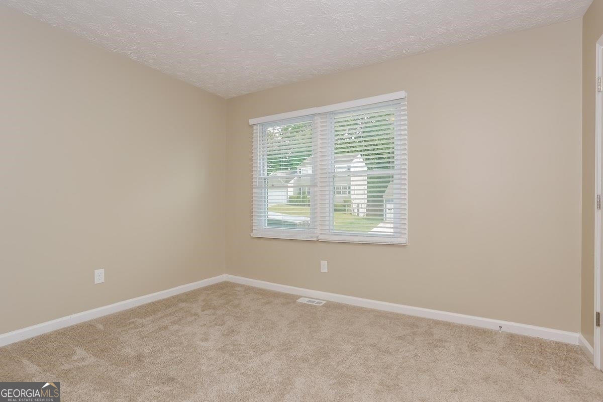 4 bedroom 2.5 bath house in Austell