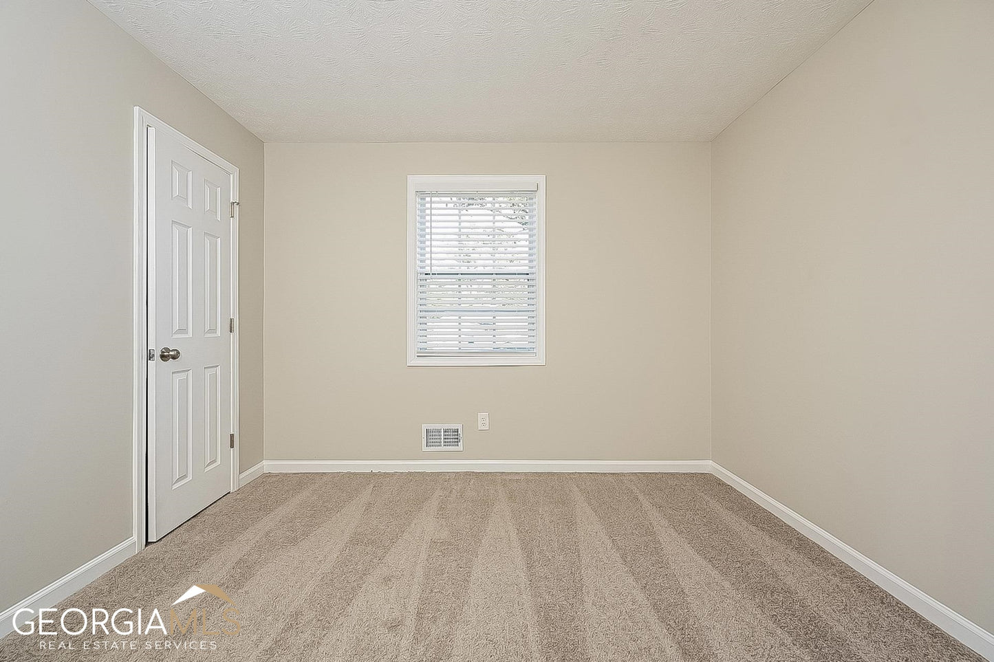 3 bedroom 2 bath house in Ellenwood