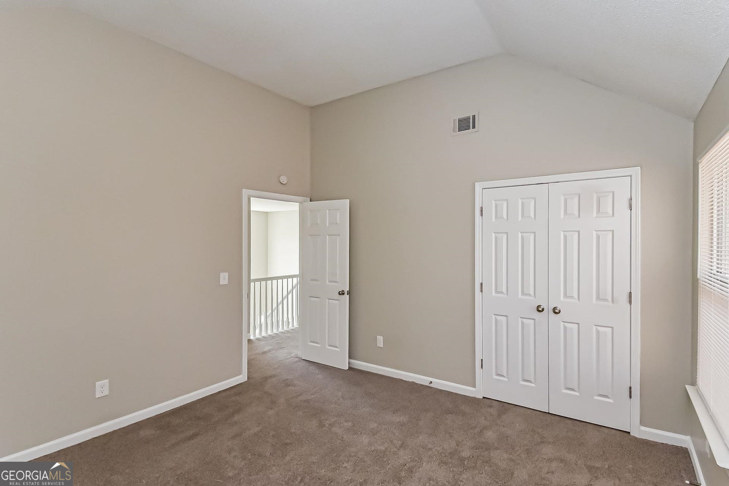 5 bedroom 3 bath house in South Fulton