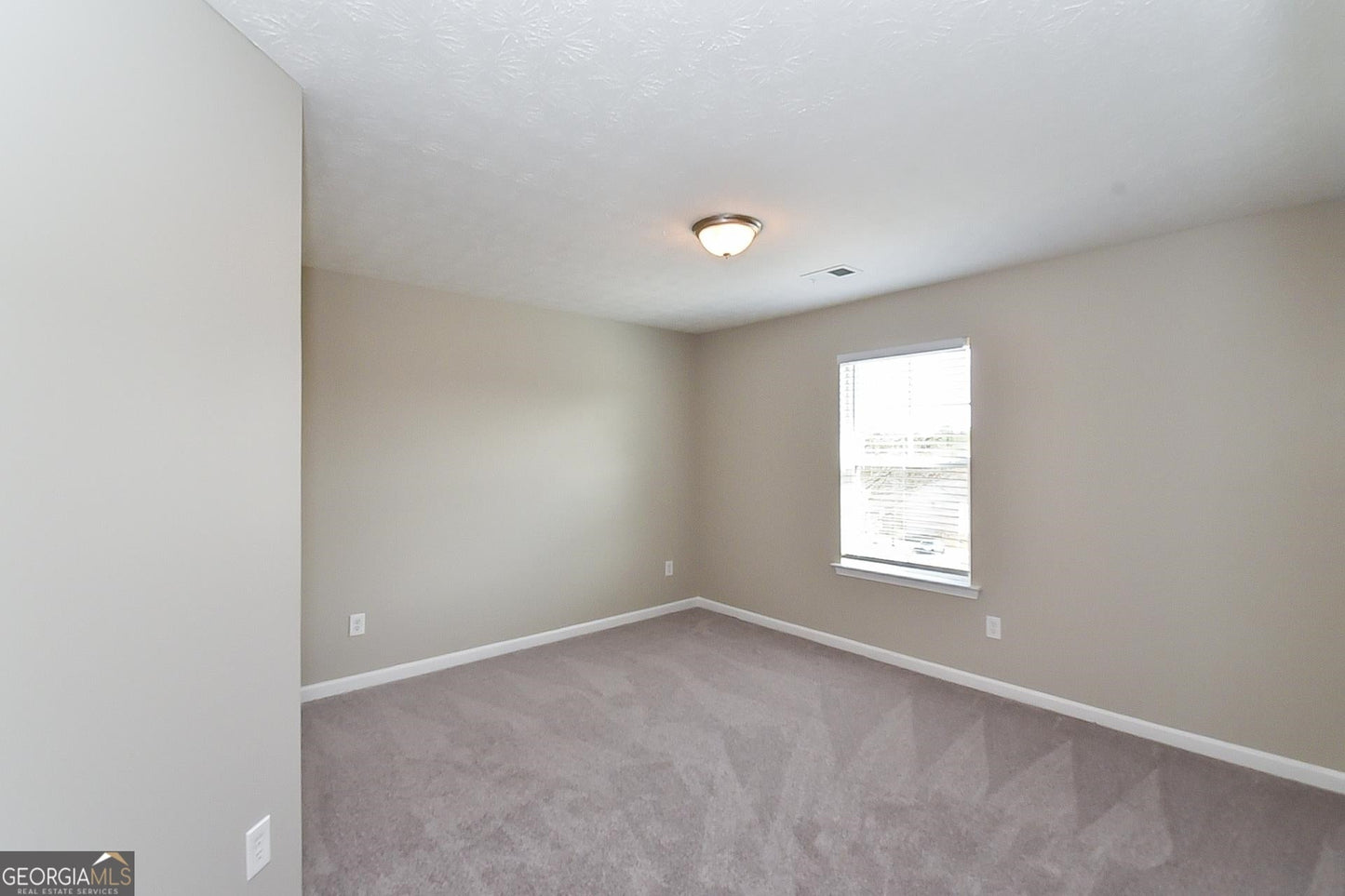 4 bedroom 2.5 bath house in South Fulton