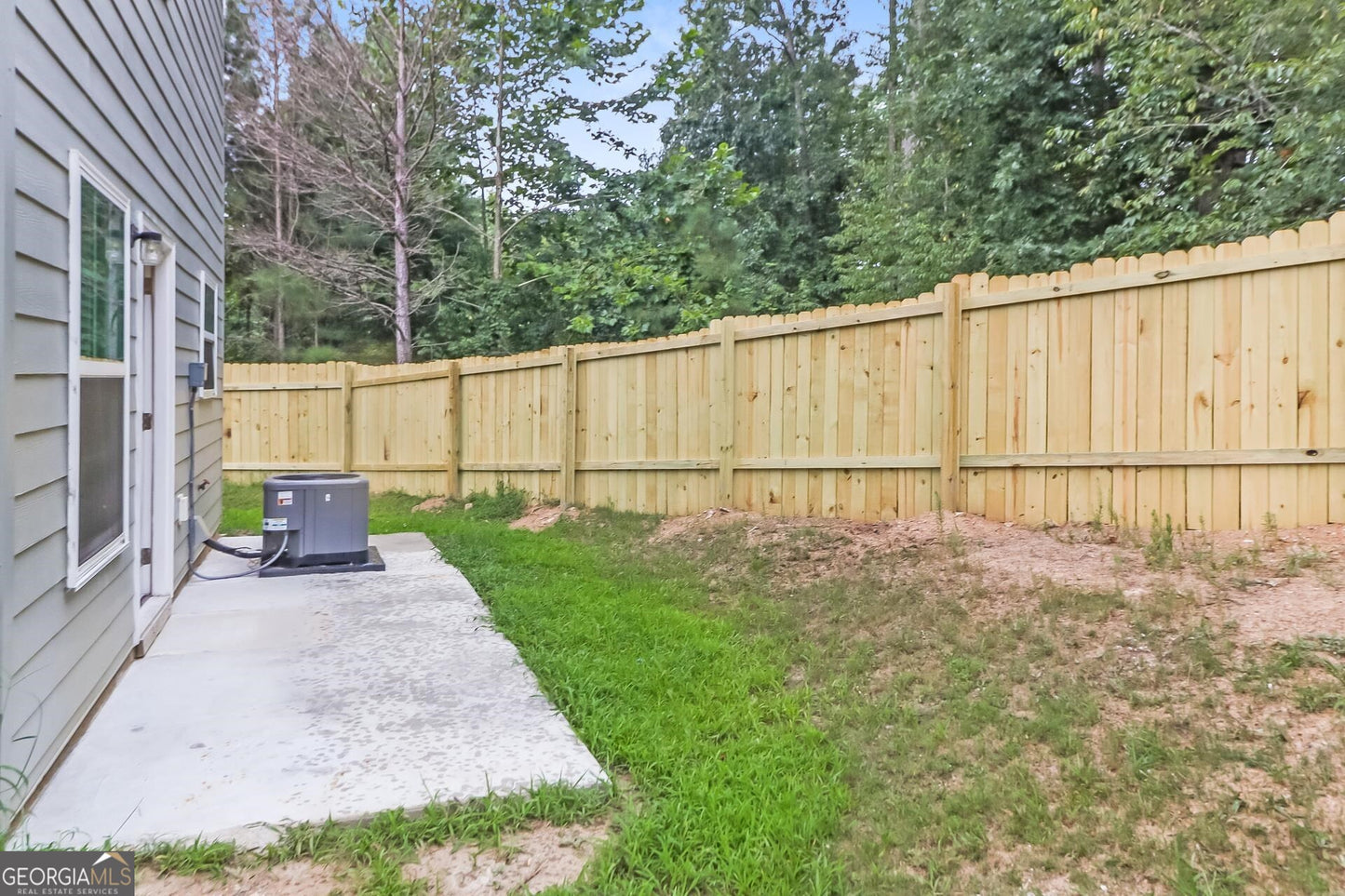 3 bedroom 2.5 bath house in Woodstock