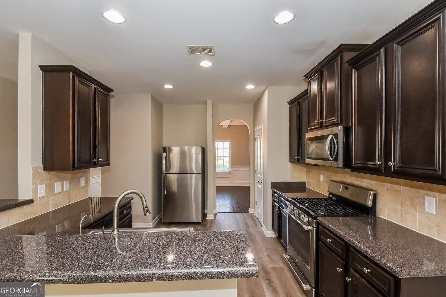 4 bedroom 3 bath house in South Fulton