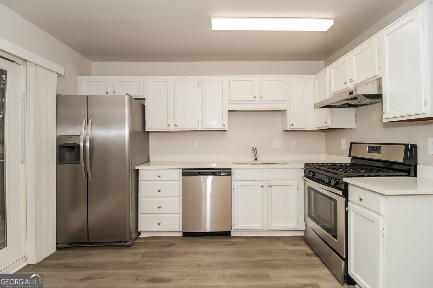 3 bedroom 2.5 bath house in Powder springs