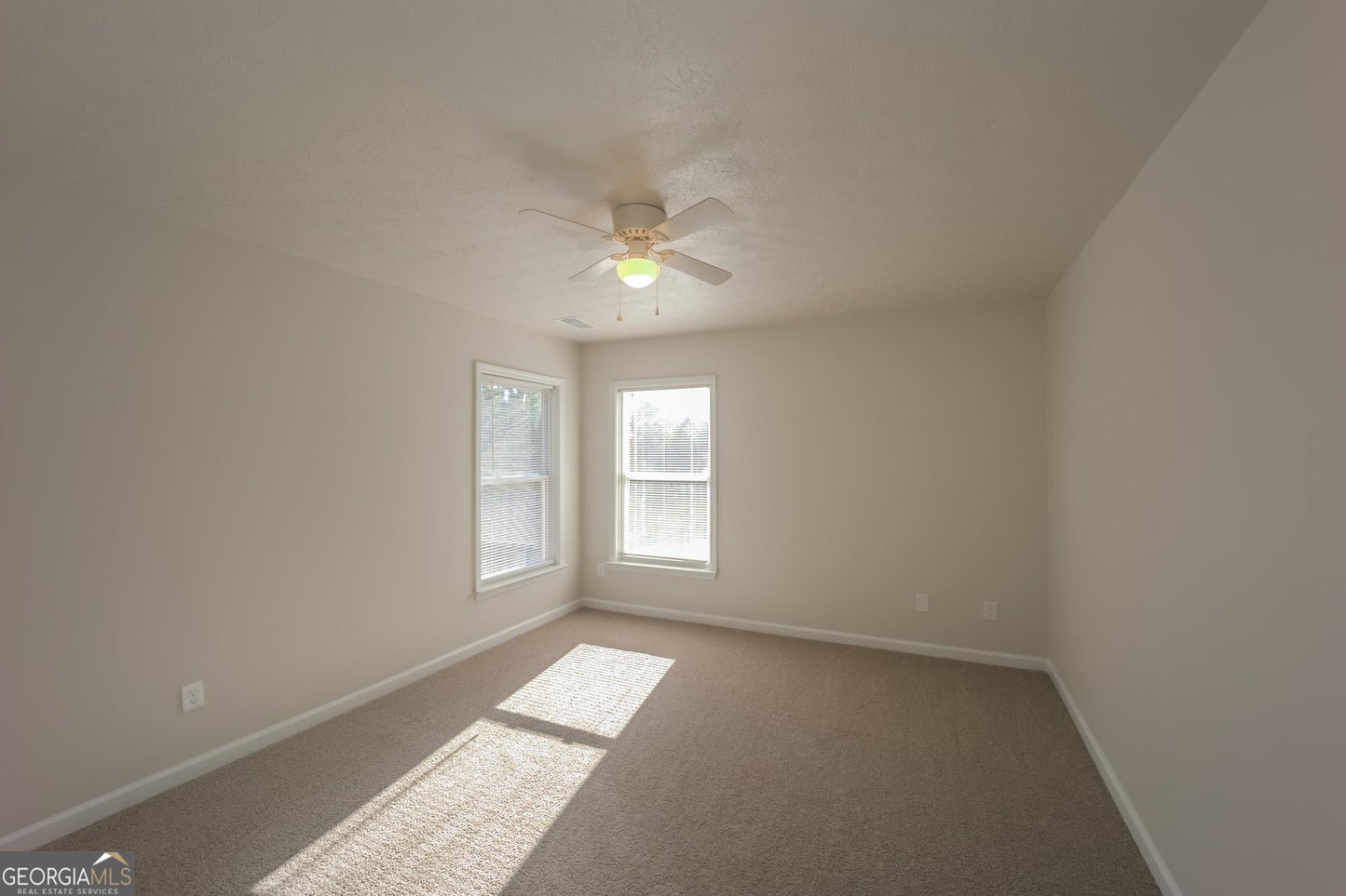 4 bedroom 2.5 bath house in Union city