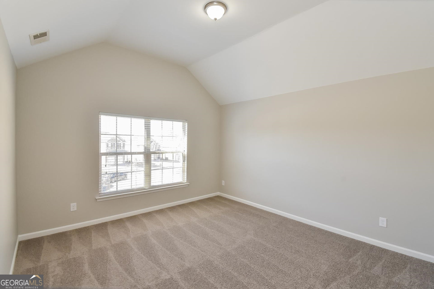 4 bedroom 3 bath house in South Fulton
