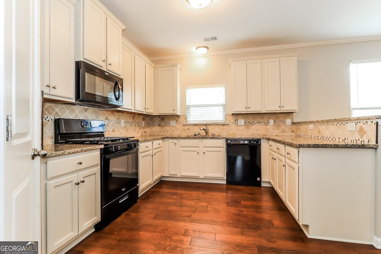 3 bedroom 2 bath house in Adairsville