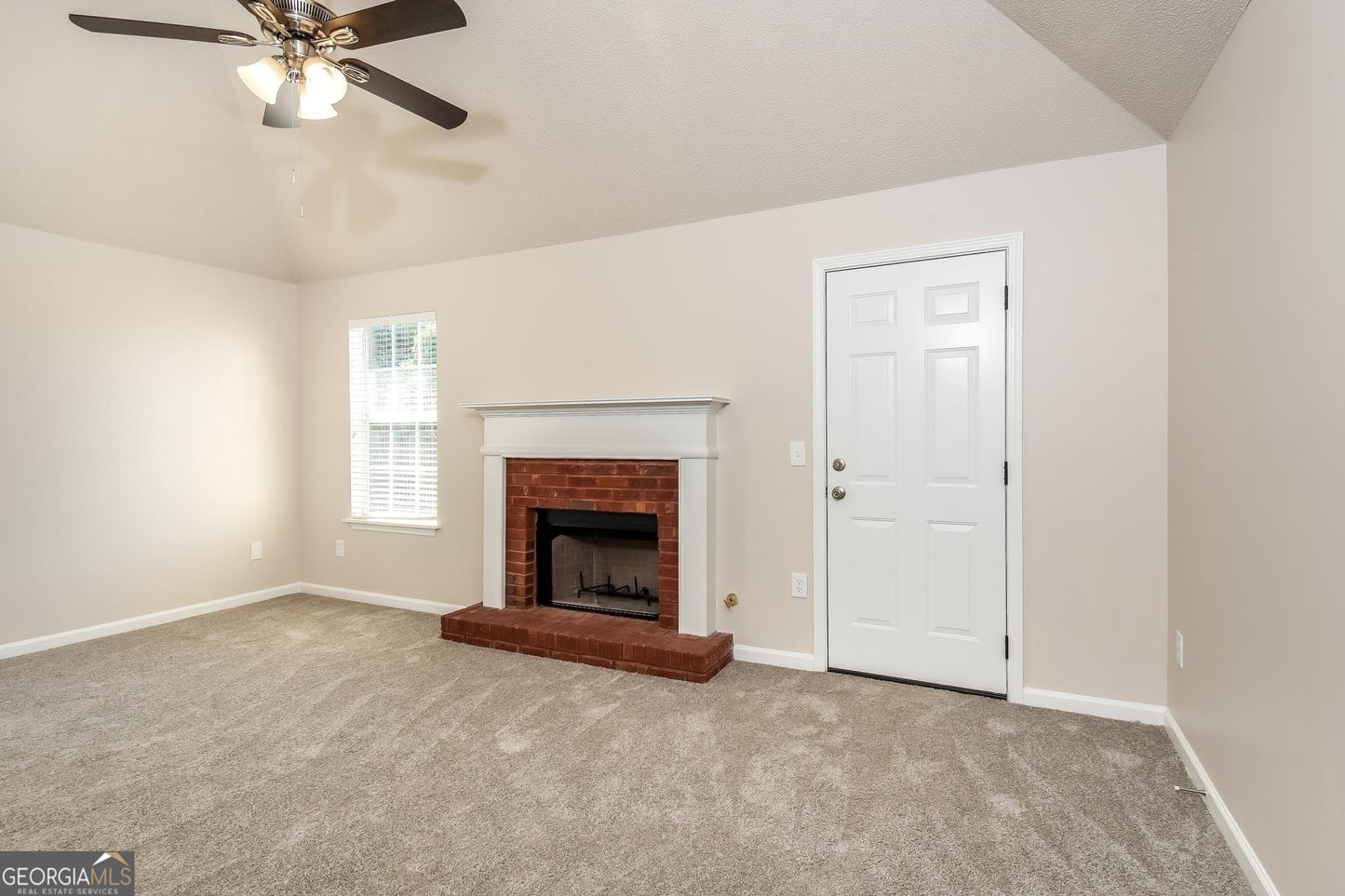 4 bedroom 3 bath house in Austell