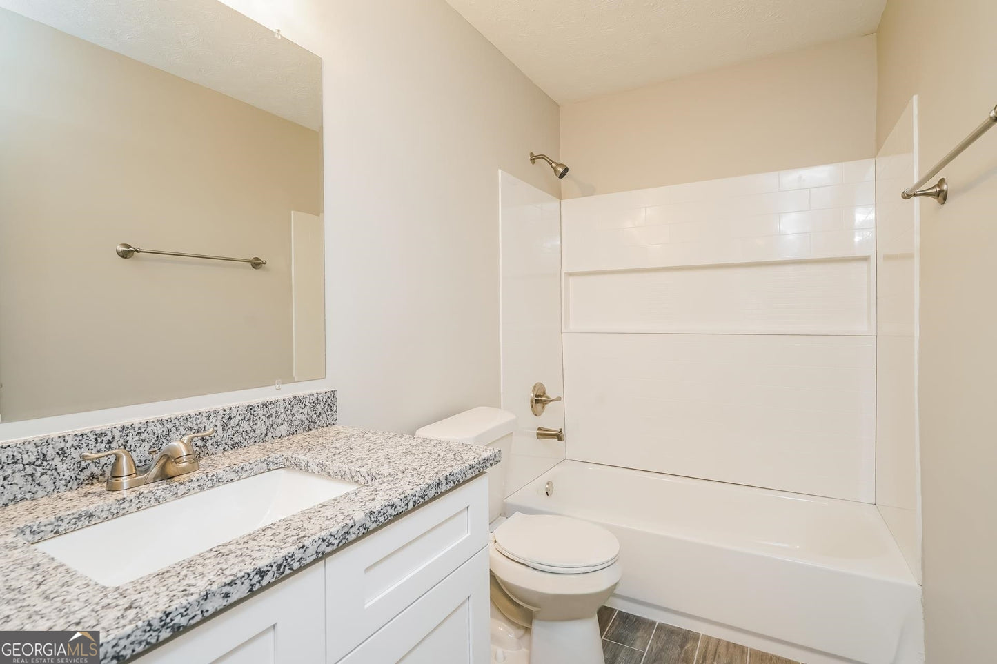 4 bedroom 2.5 bath house in Decatur