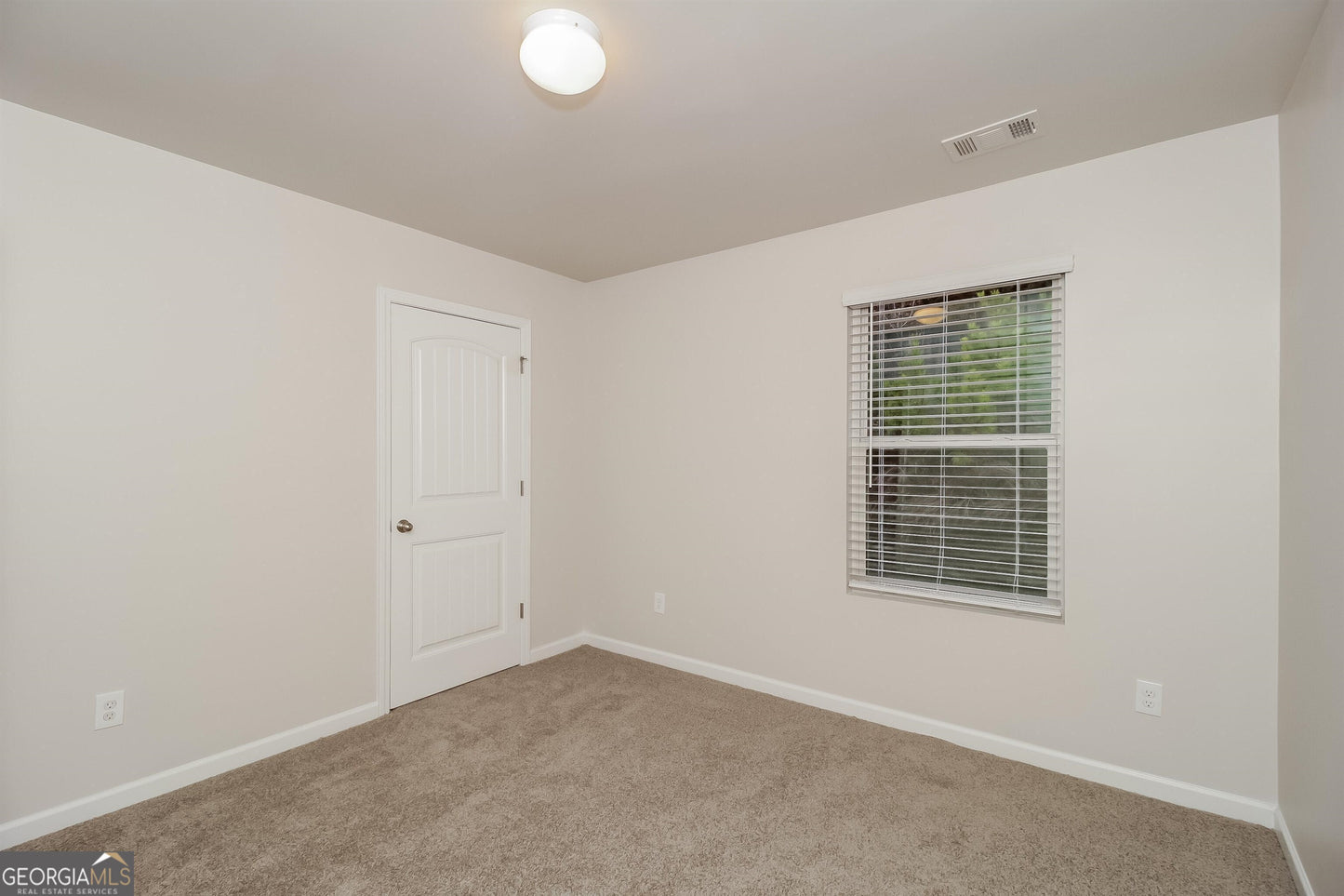 4 bedroom 2.5 bath house in South Fulton