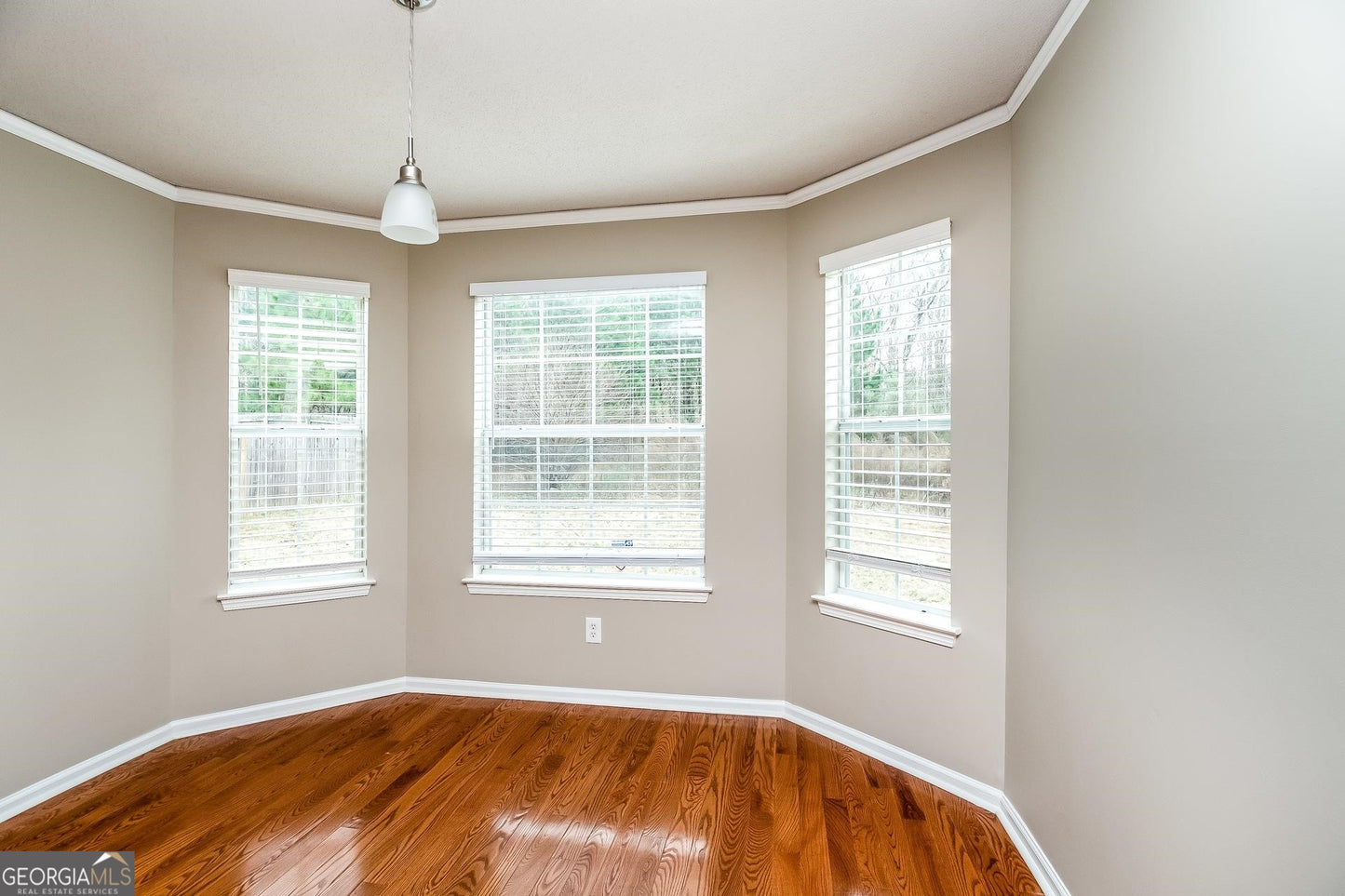 4 bedroom 2.5 bath house in Jonesboro