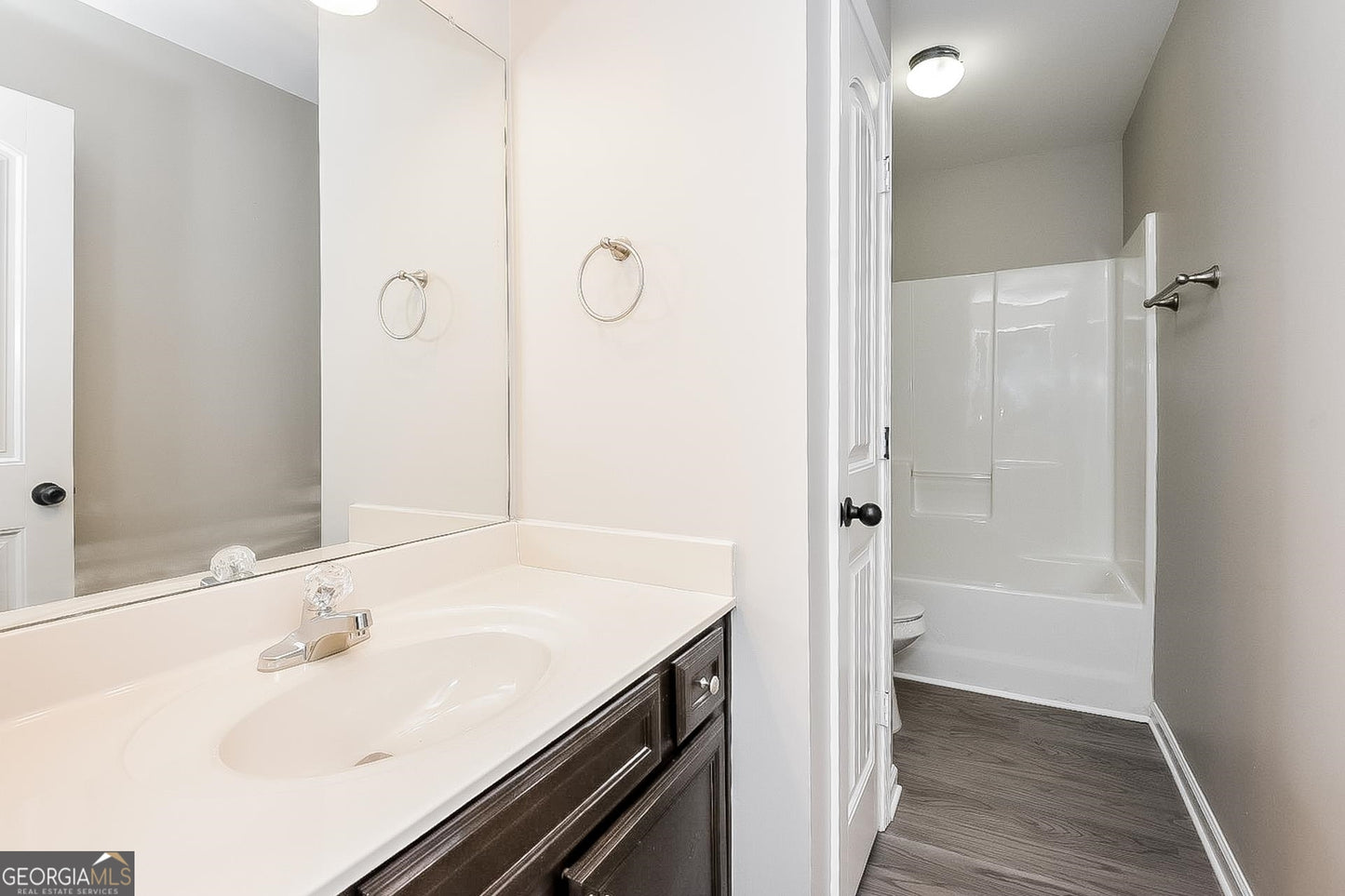 4 bedroom 2.5 bath house in Woodstock