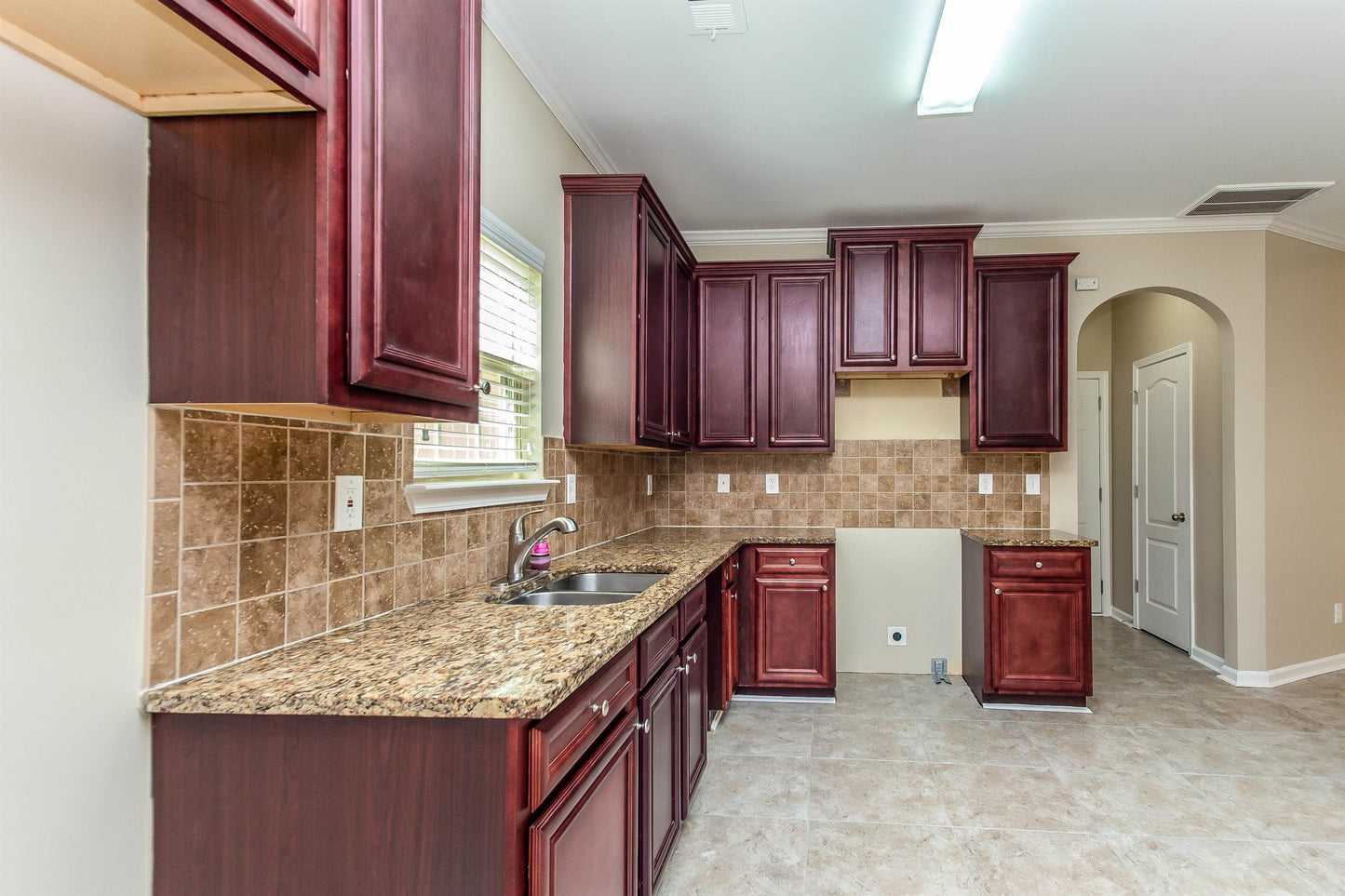4 bedroom 2.5 bath house in McDonough