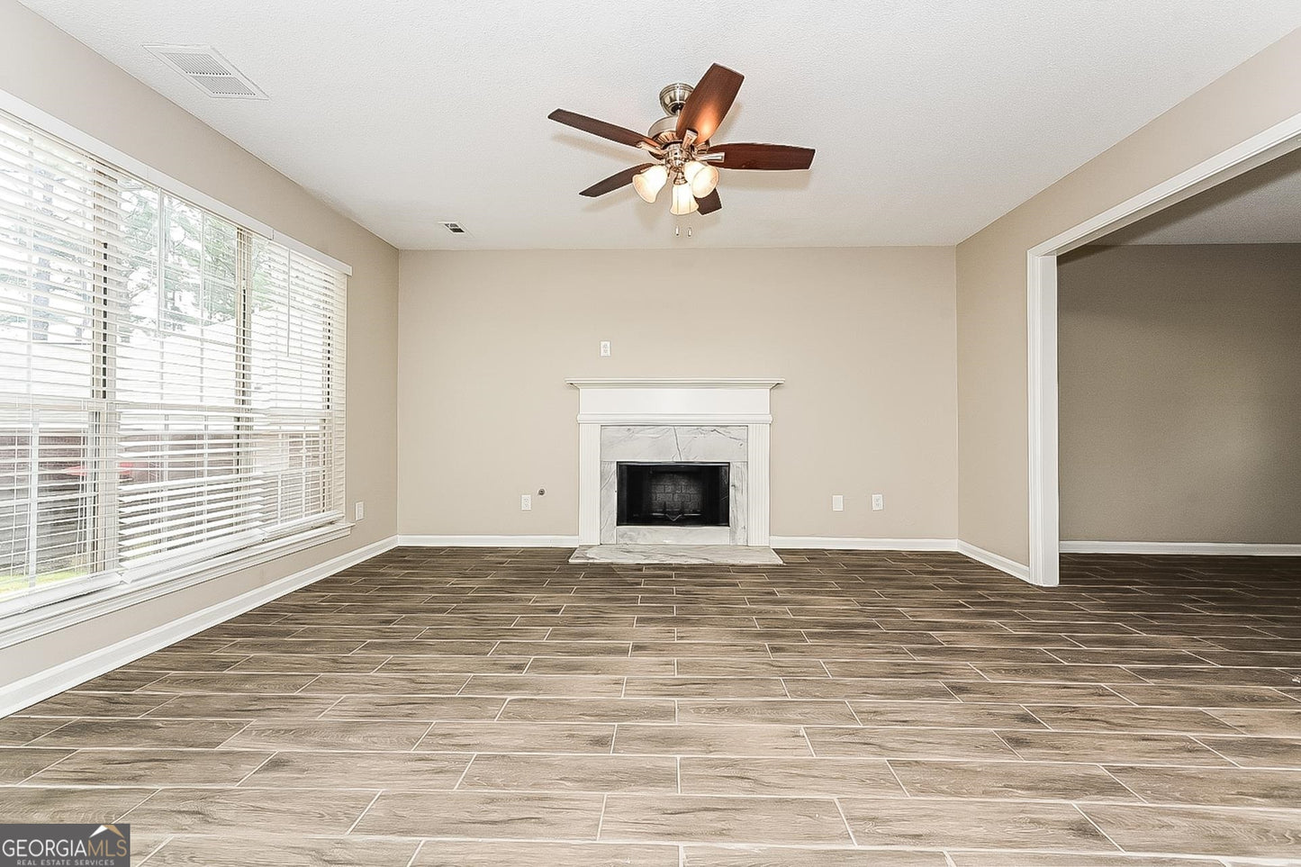 3 bedroom 2.5 bath house in Stockbridge
