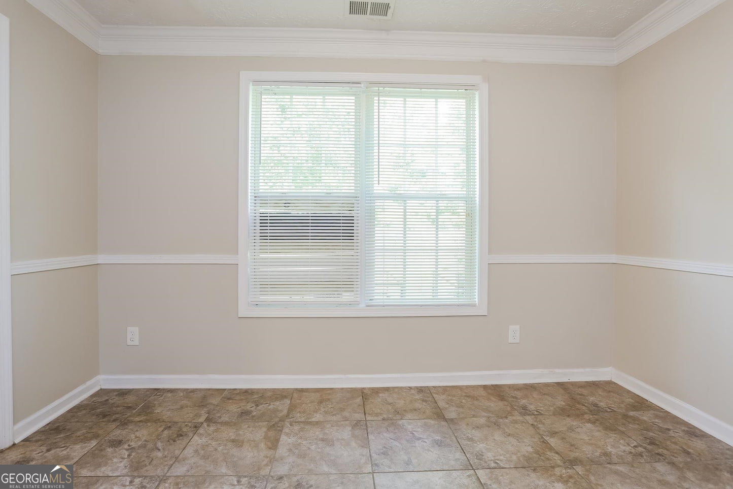 4 bedroom 2.5 bath house in Decatur