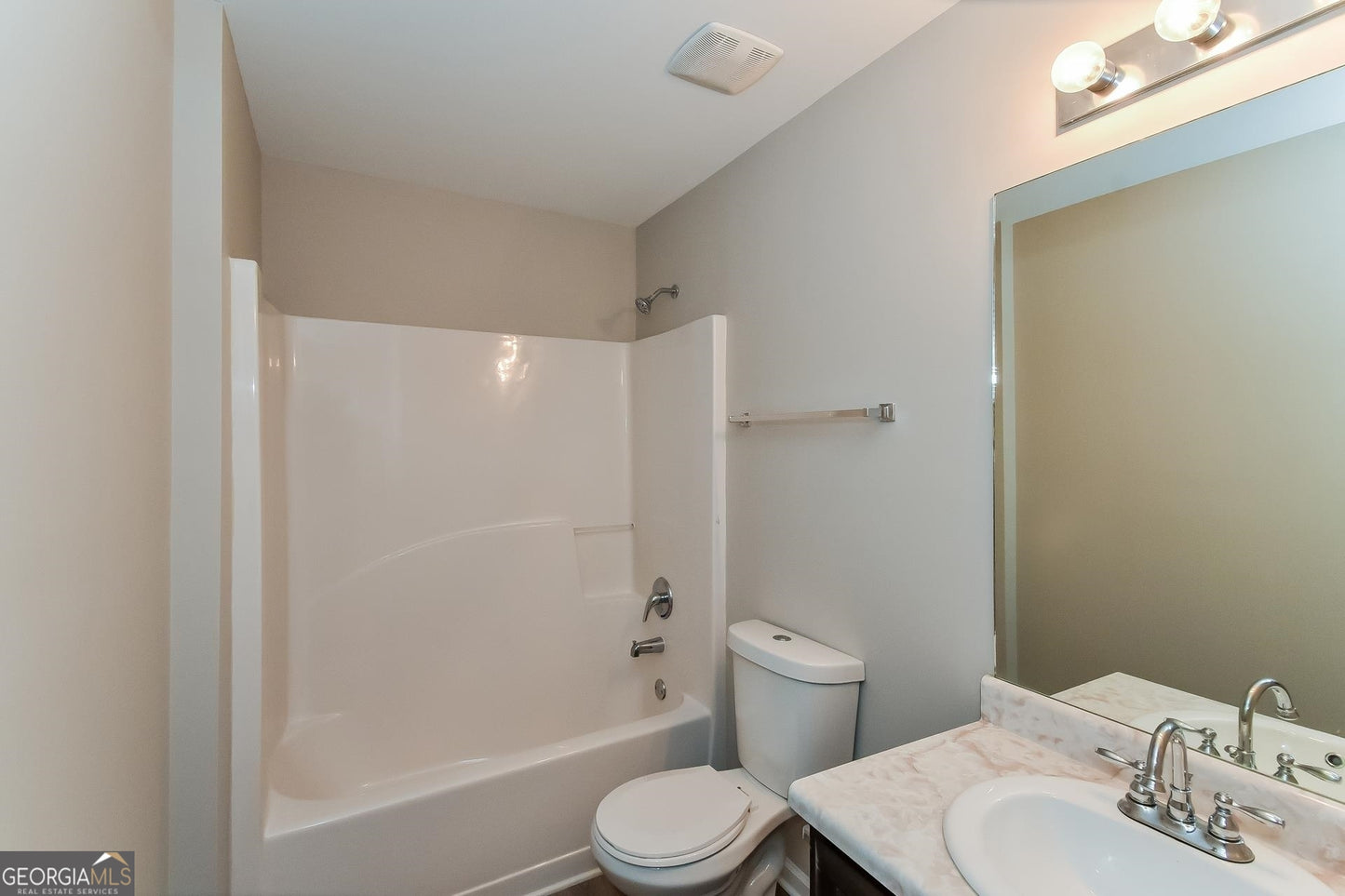 4 bedroom 3 bath house in South Fulton