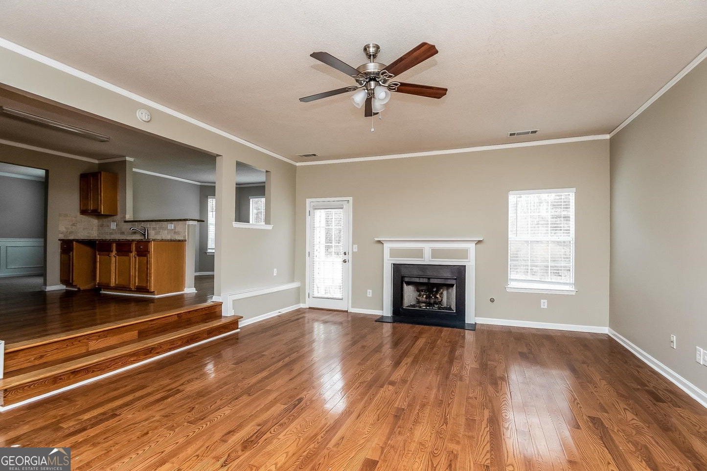 4 bedroom 2.5 bath house in Jonesboro