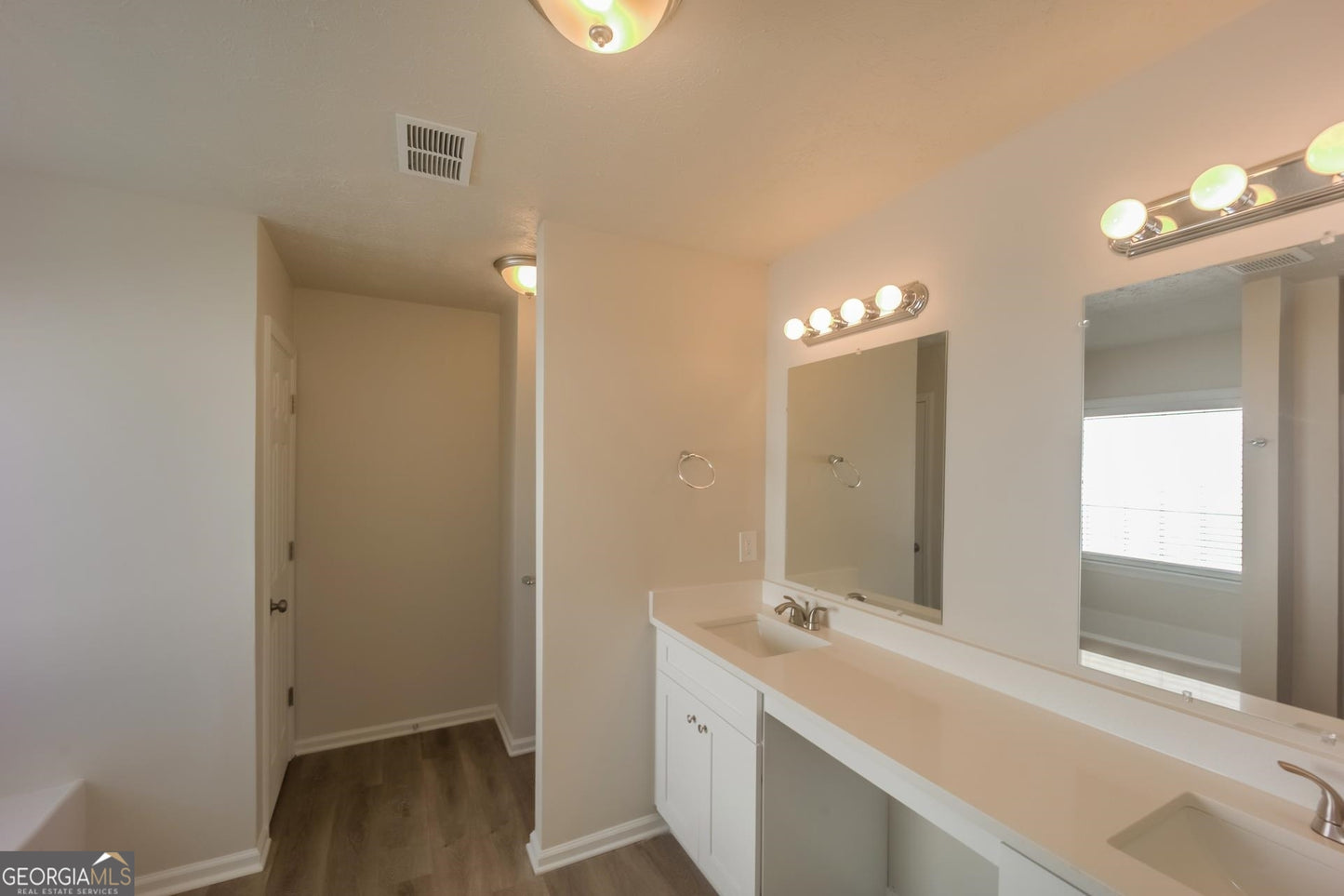 4 bedroom 2.5 bath house in Union city