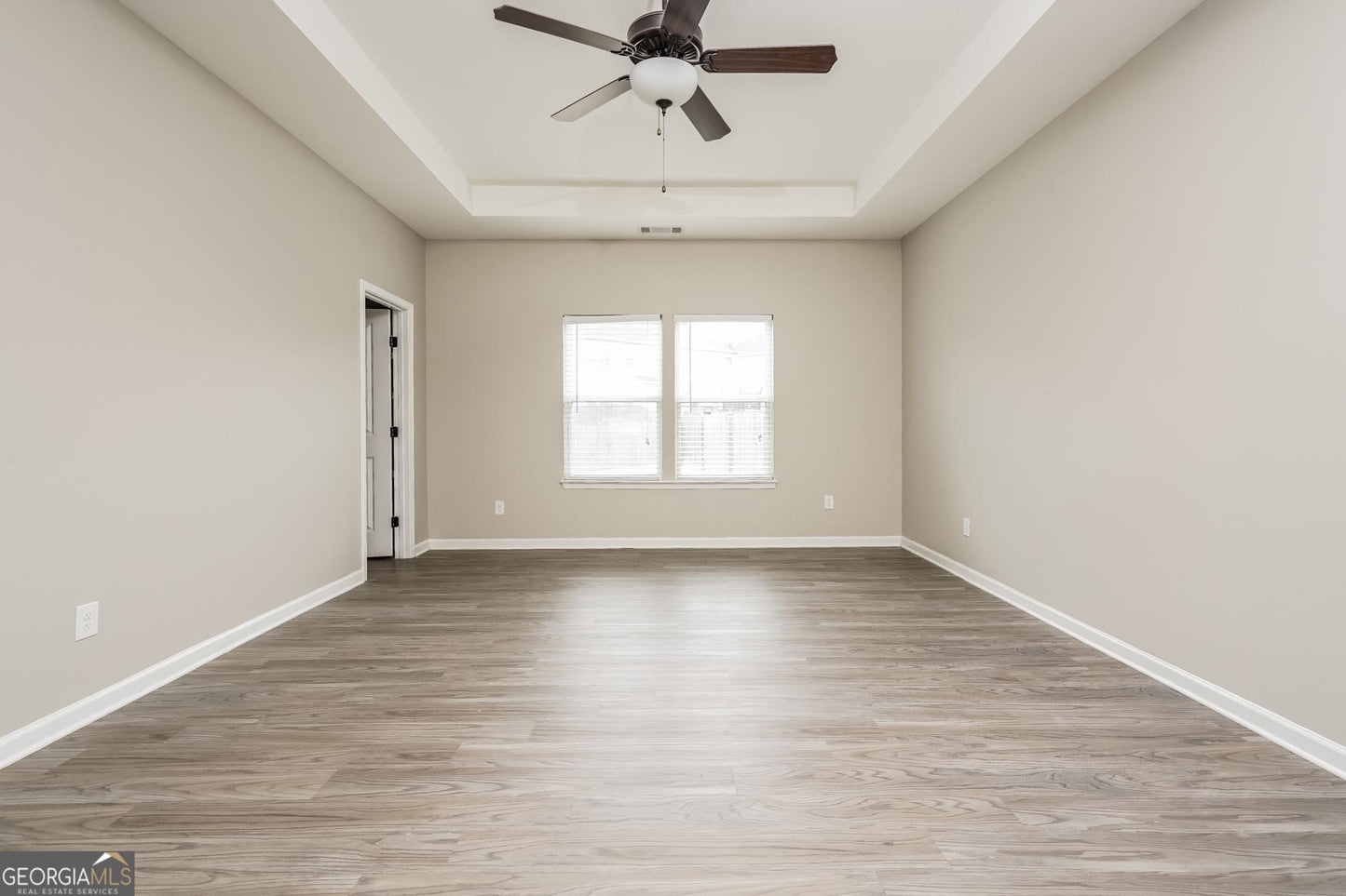 4 bedroom 2 bath house in Dallas
