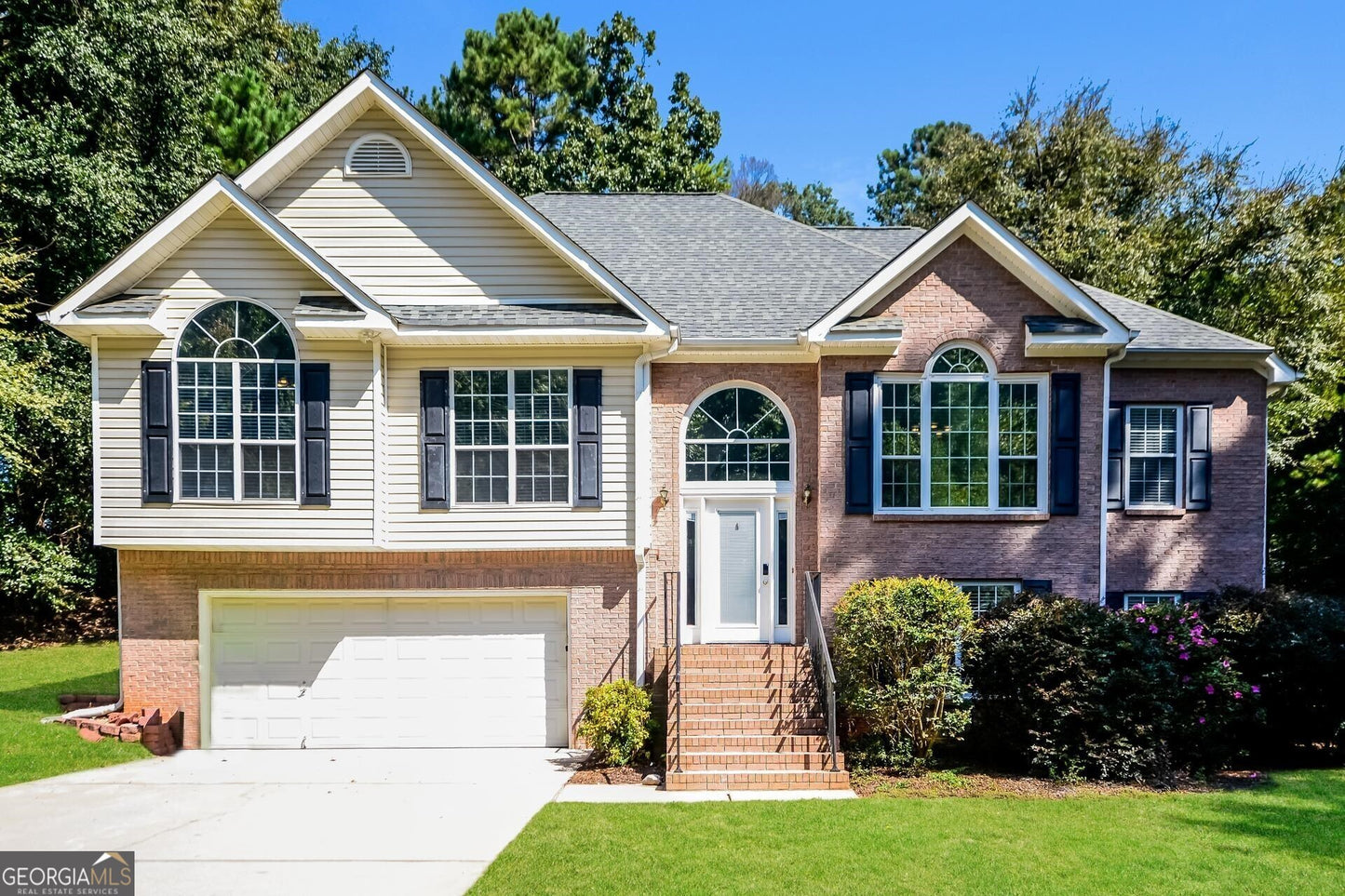 4 bedroom 2.5 bath house in Mcdonough