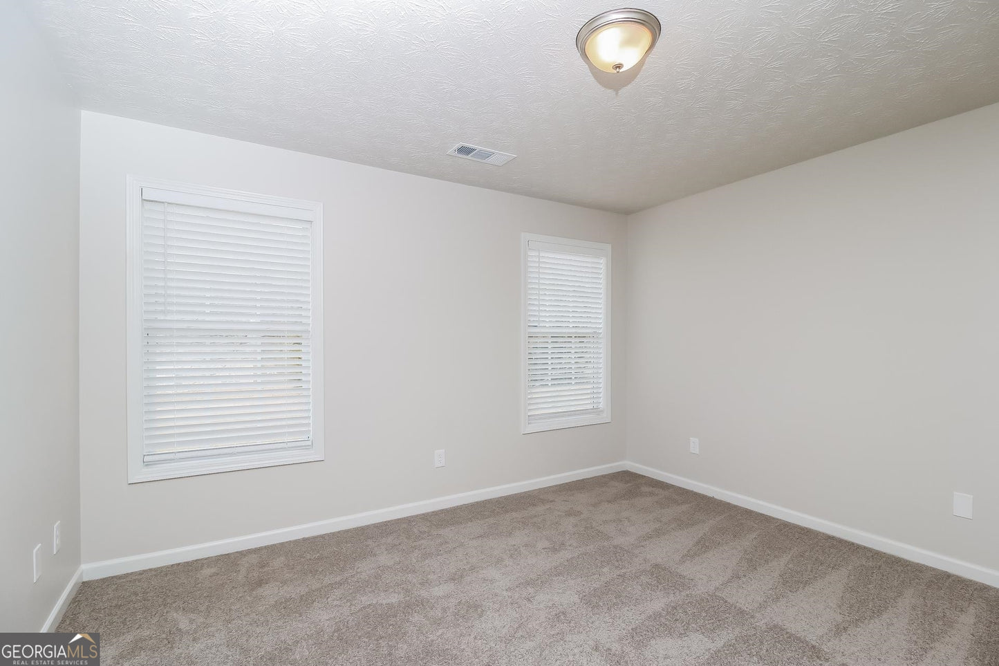 4 bedroom 2.5 bath house in Covington