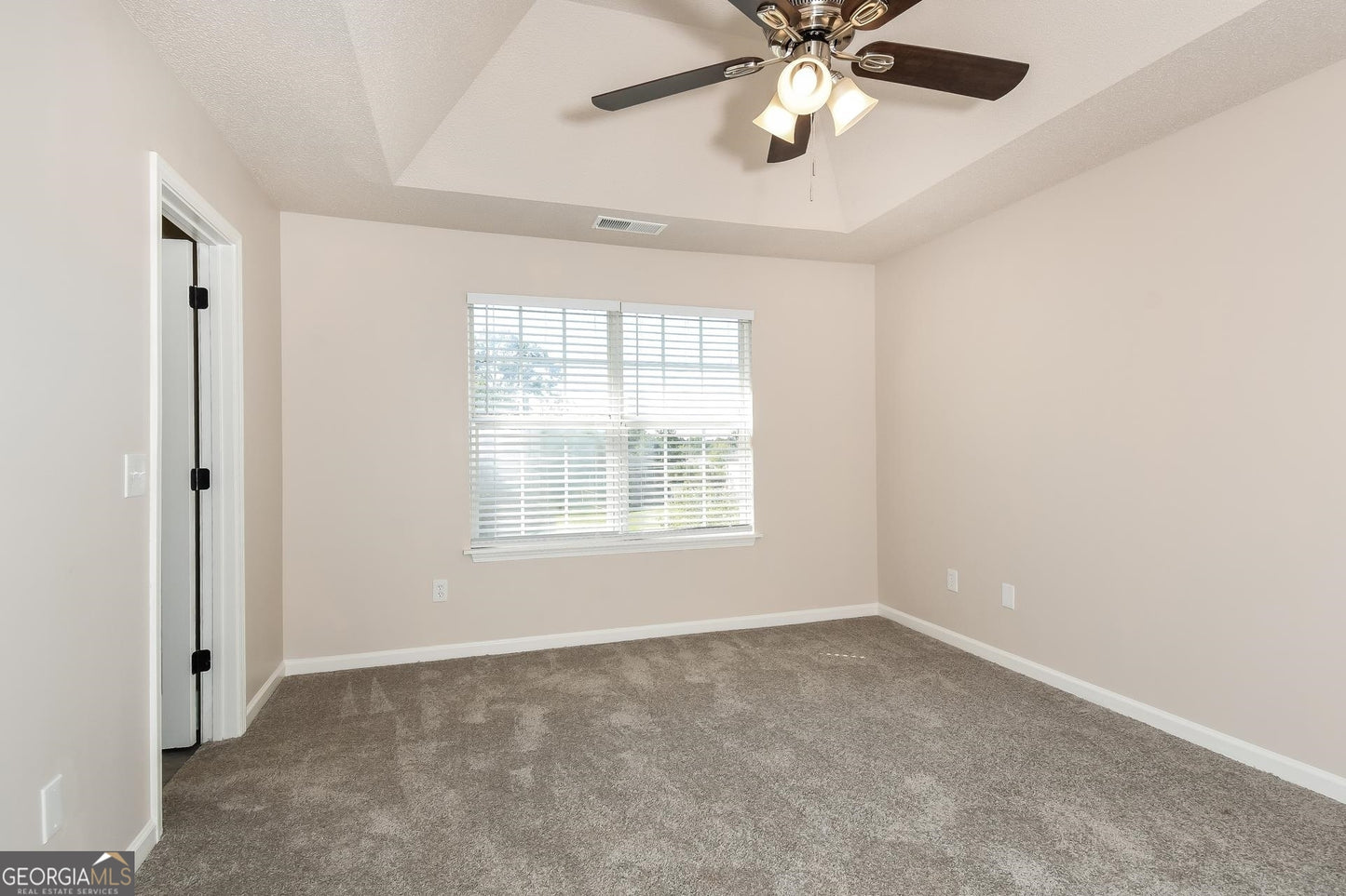 4 bedroom 3 bath house in Austell
