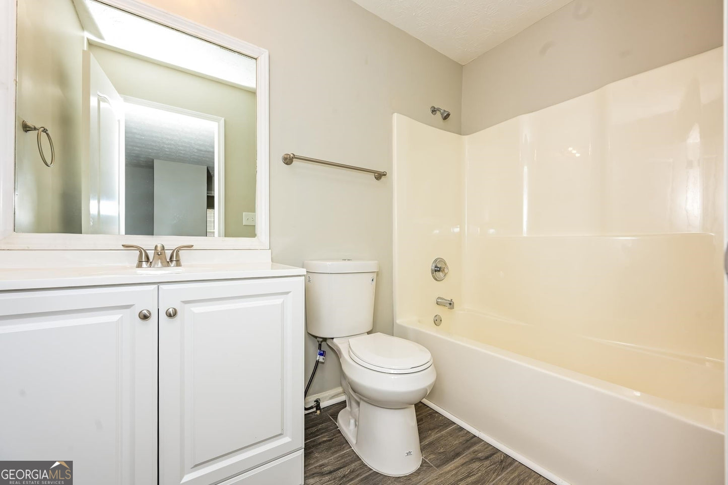 3 bedroom 2.5 bath house in McDonough