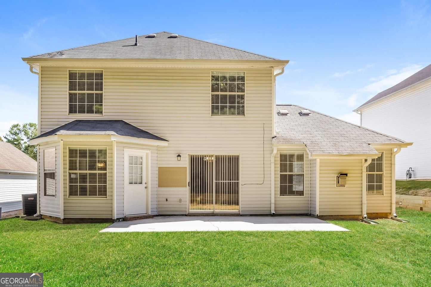 3 bedroom 2 bath house in Stockbridge
