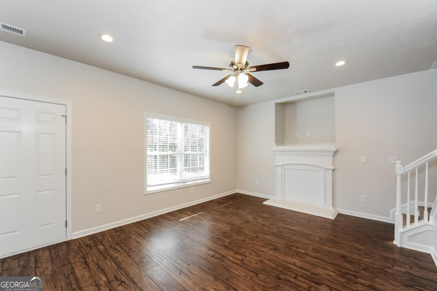 5 bedroom 3 bath house in Mcdonough