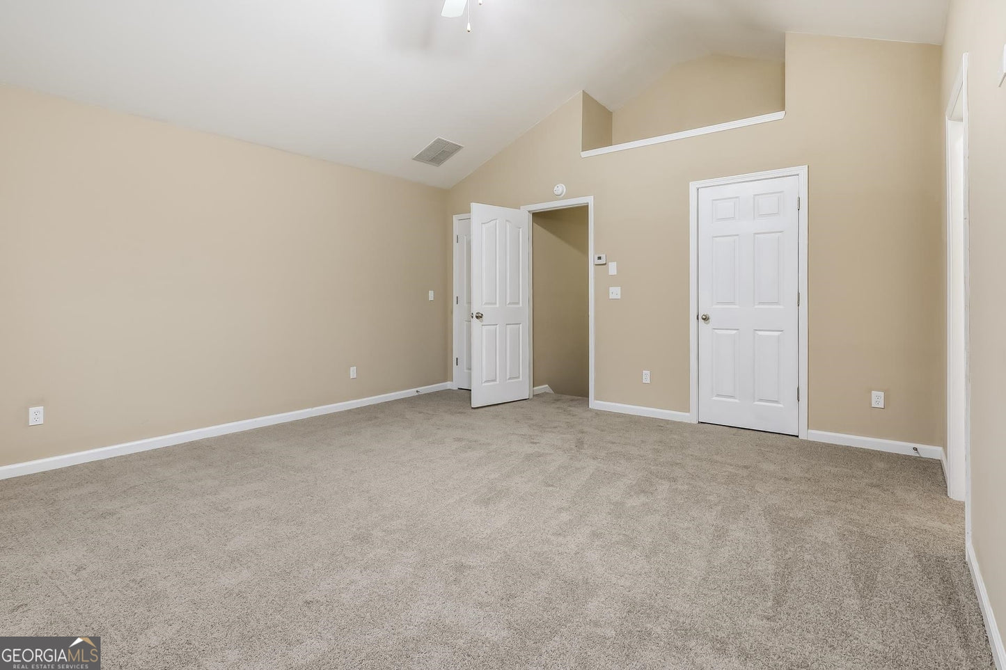 4 bedroom 2.5 bath house in Atlanta