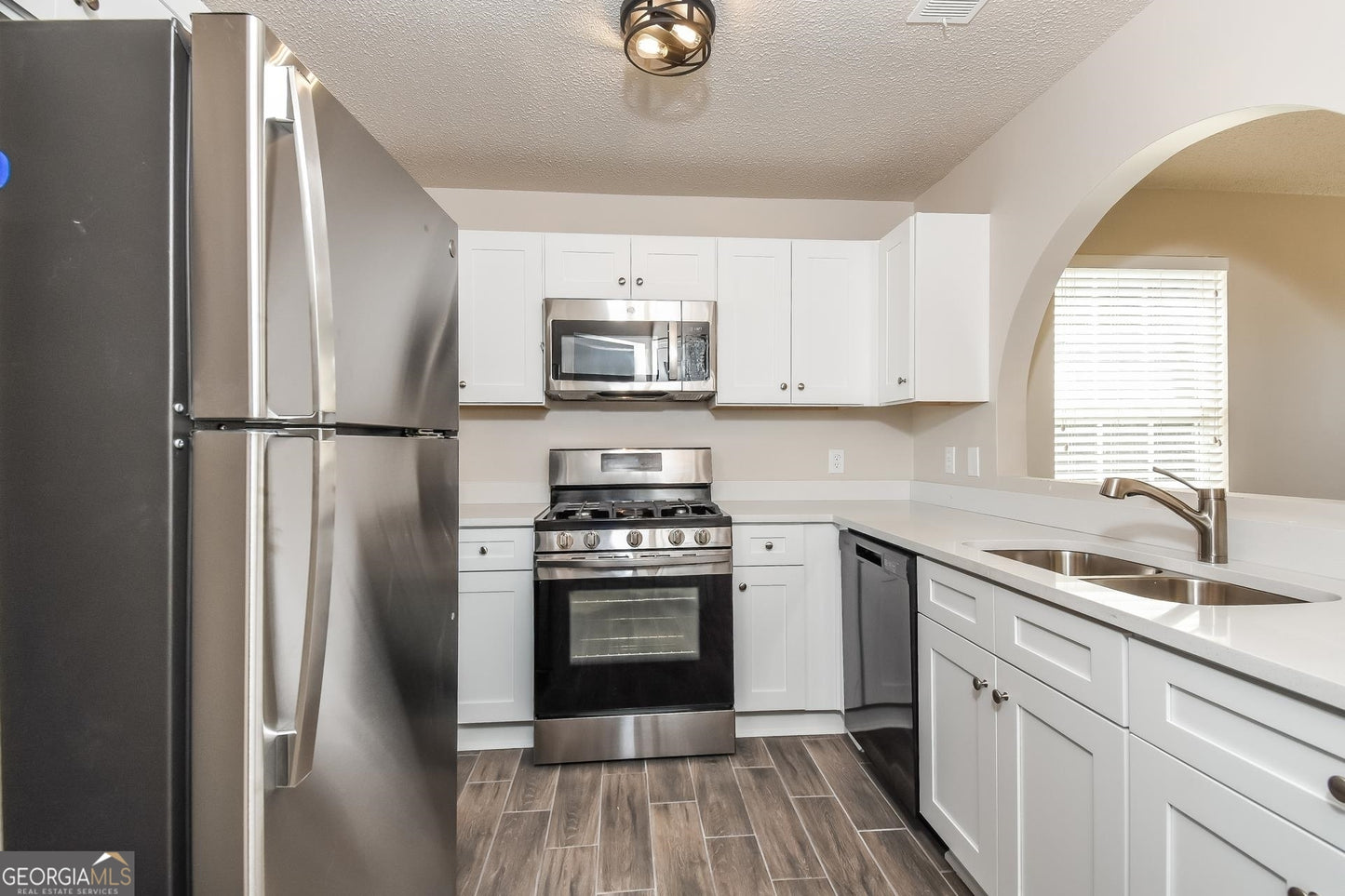 4 bedroom 3 bath house in Austell