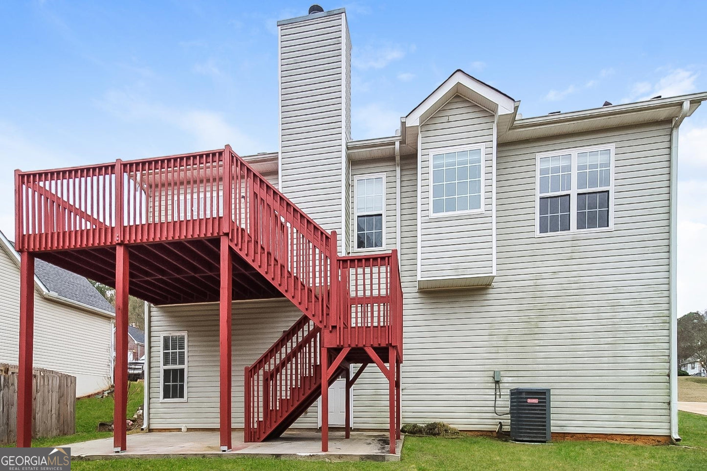 5 bedroom 3 bath house in Covington