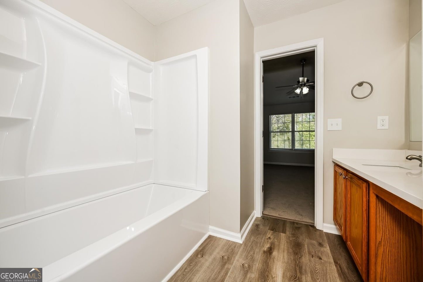 4 bedroom 2.5 bath house in Jonesboro