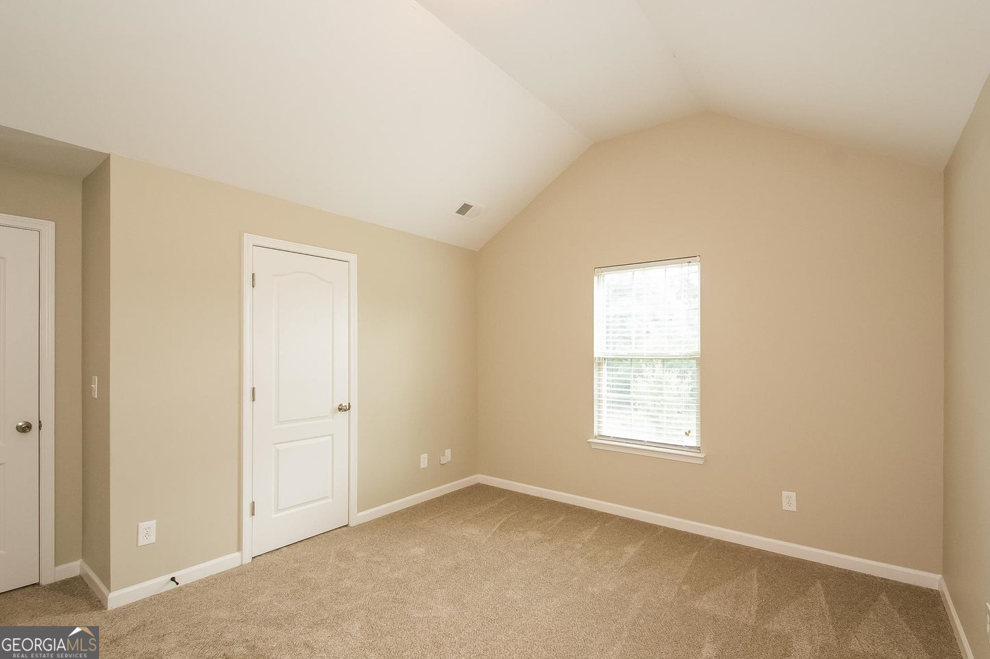 4 bedroom 3 bath house in Mcdonough