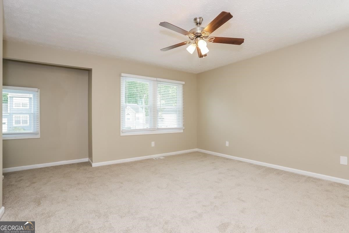 4 bedroom 2.5 bath house in Austell