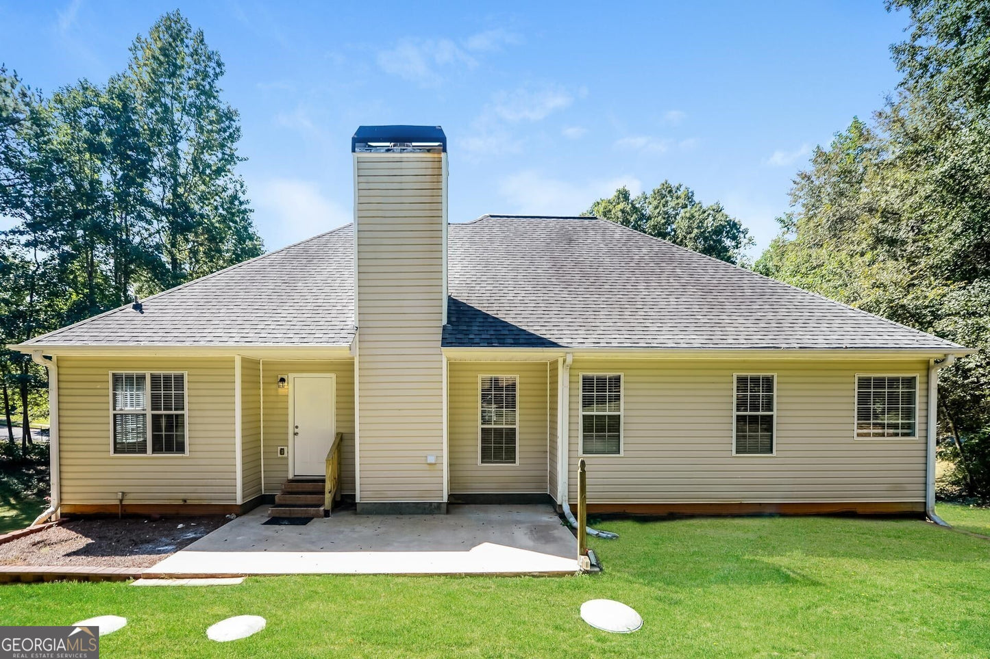 4 bedroom 2.5 bath house in Mcdonough