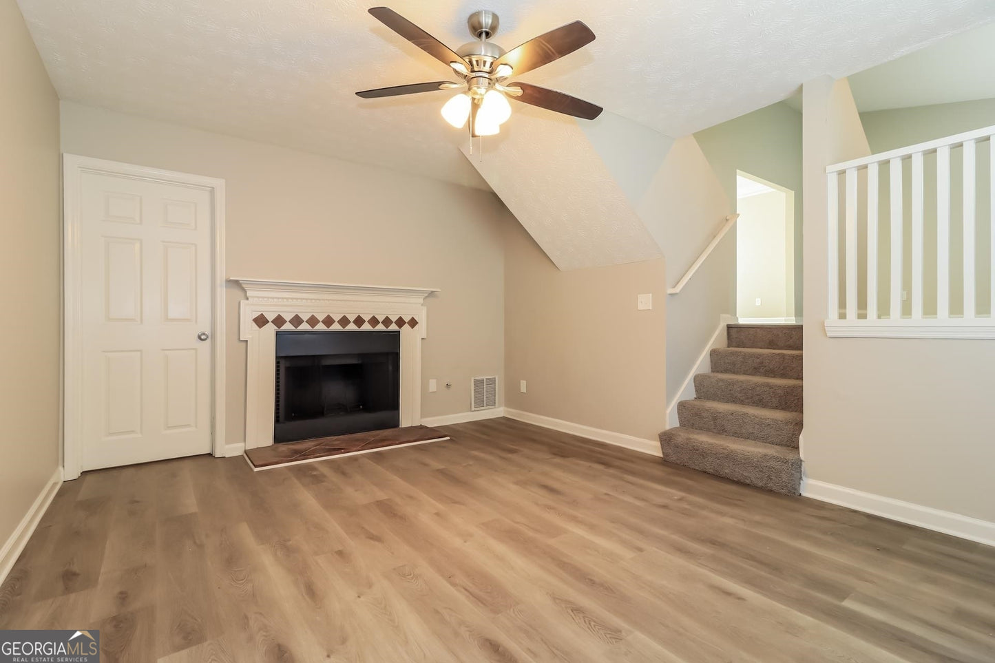 3 bedroom 2 bath house in Acworth