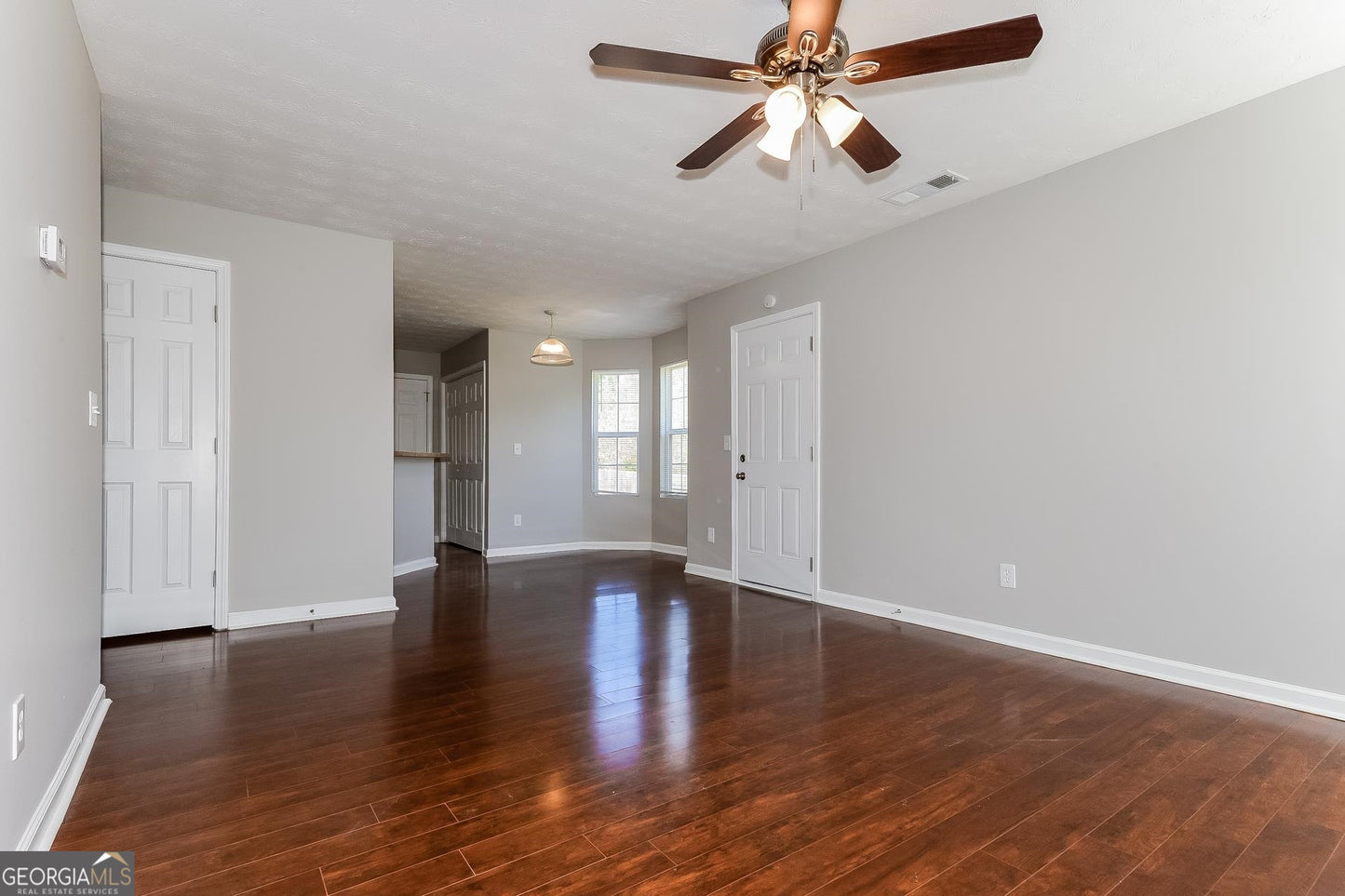 3 bedroom 2.5 bath house in Covington