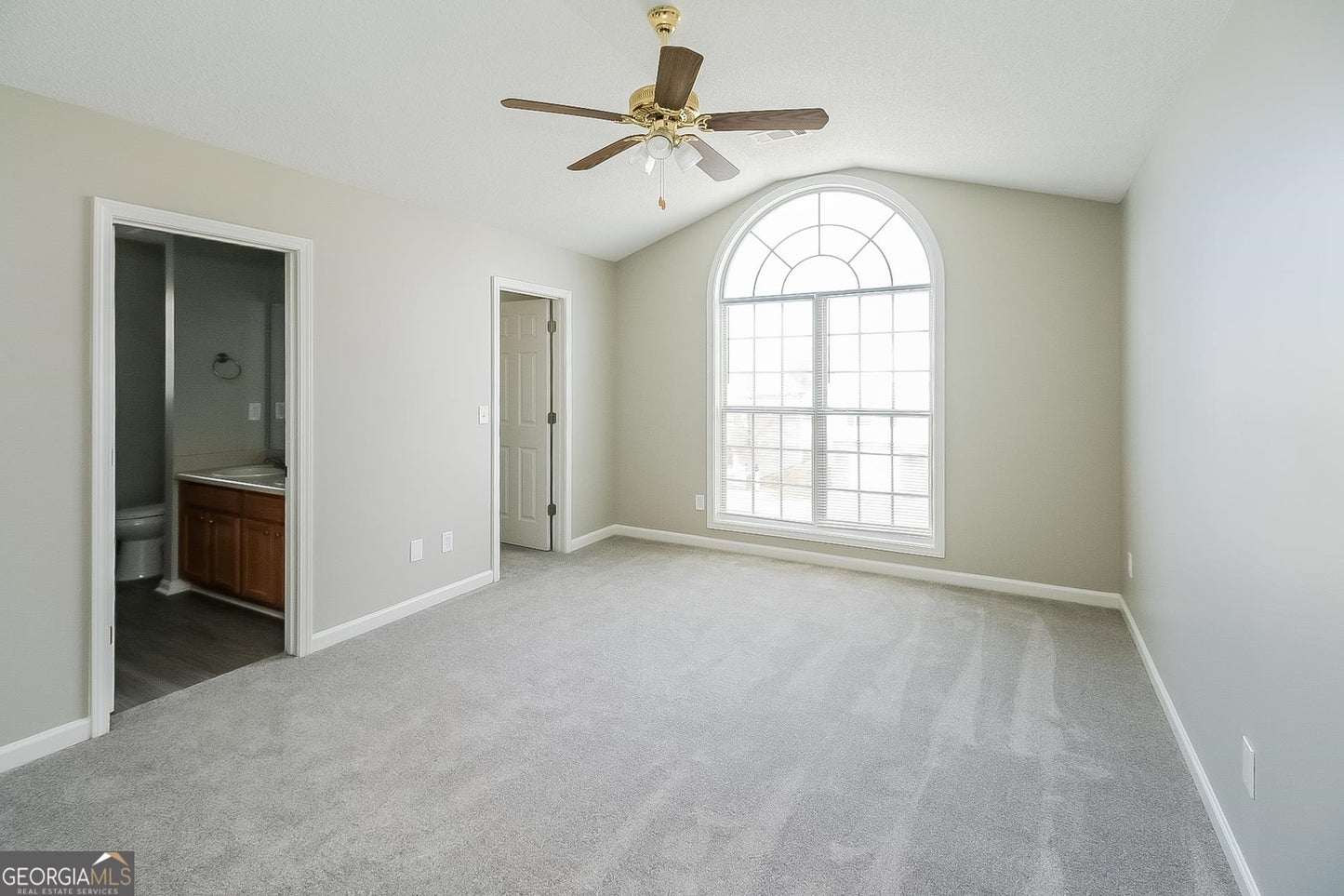 3 bedroom 2 bath house in Rex
