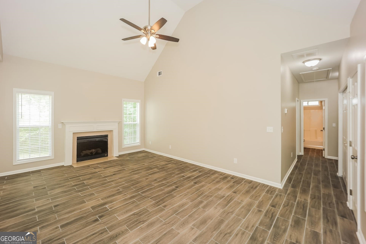 3 bedroom 2.5 bath house in Newnan