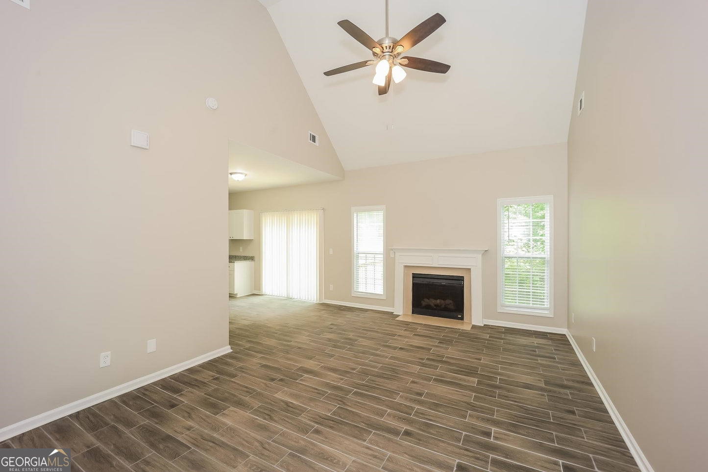 3 bedroom 2.5 bath house in Newnan