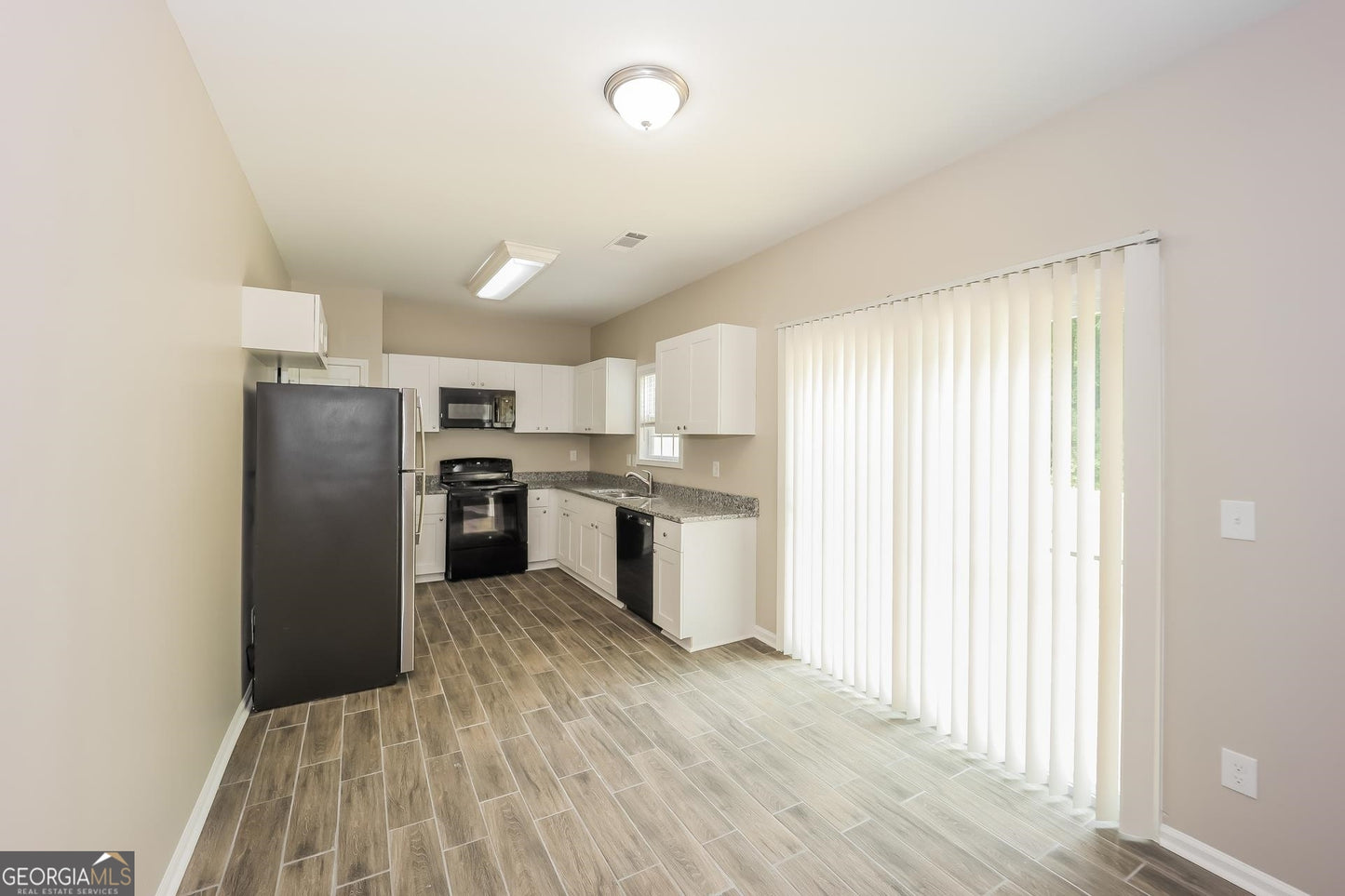 3 bedroom 2.5 bath house in Newnan