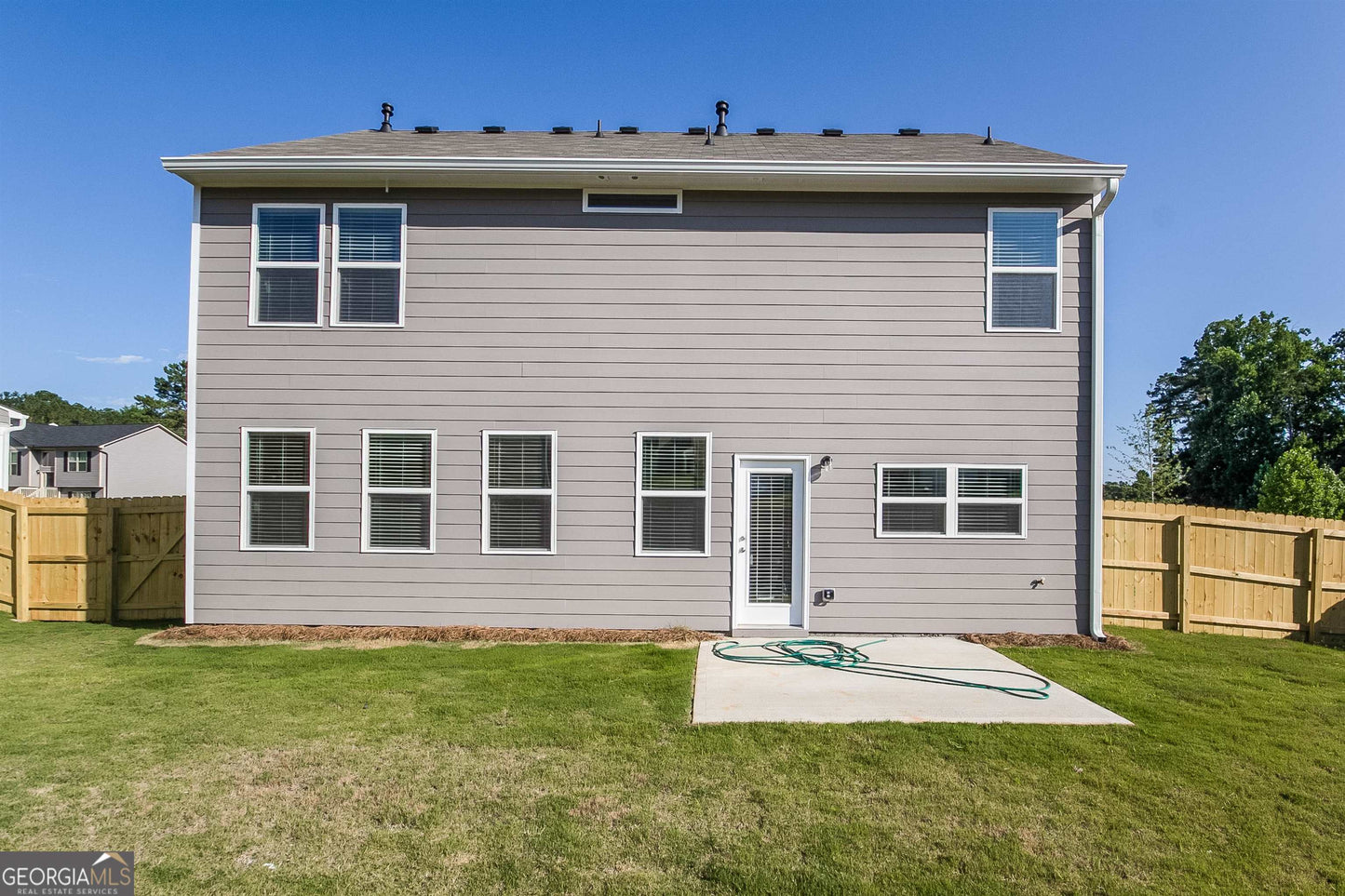 4 bedroom 2.5 bath house in Dallas